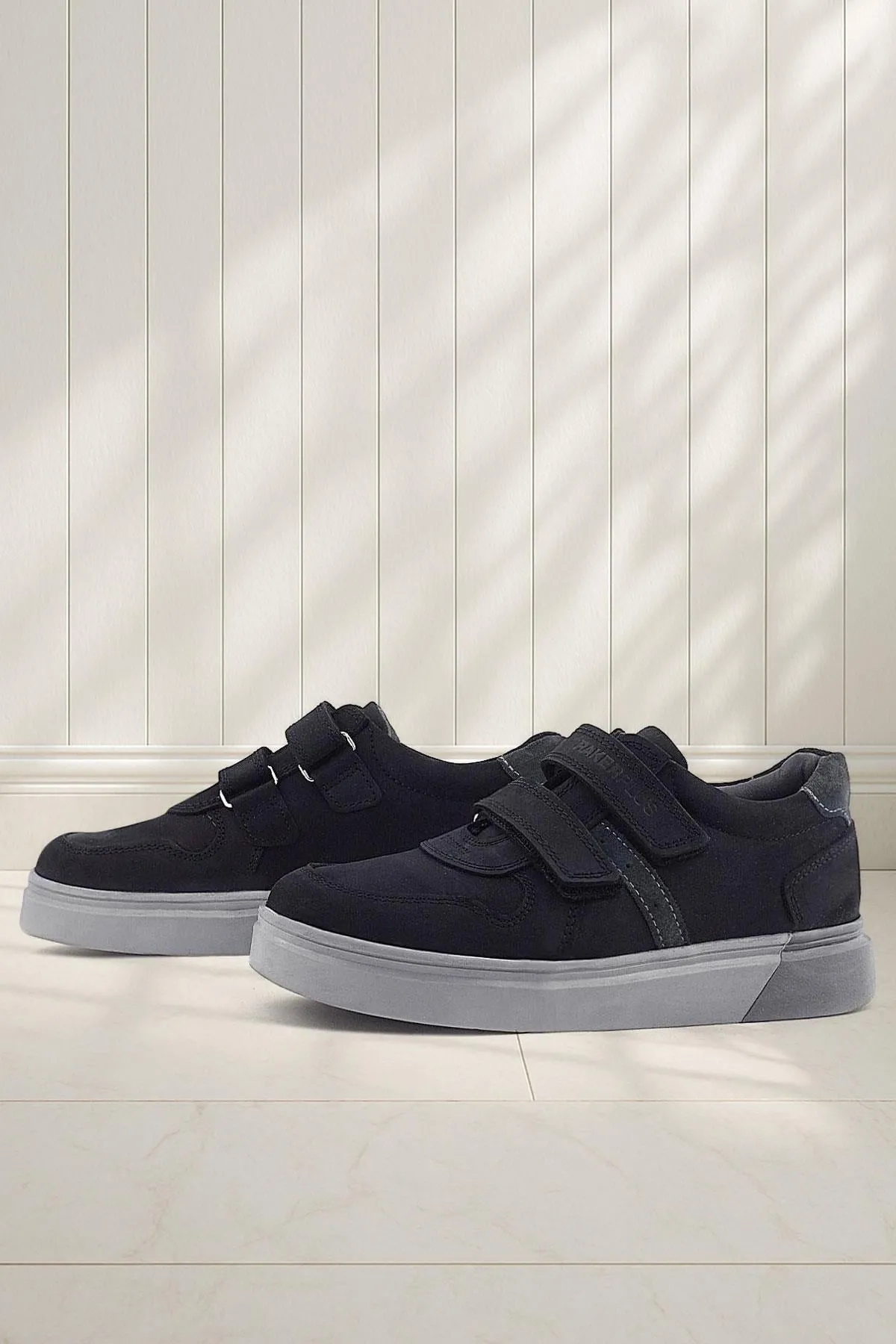 Hakiki Deri Siyah Nubuk Gri Cırtlı Erkek Çocuk Sneaker
