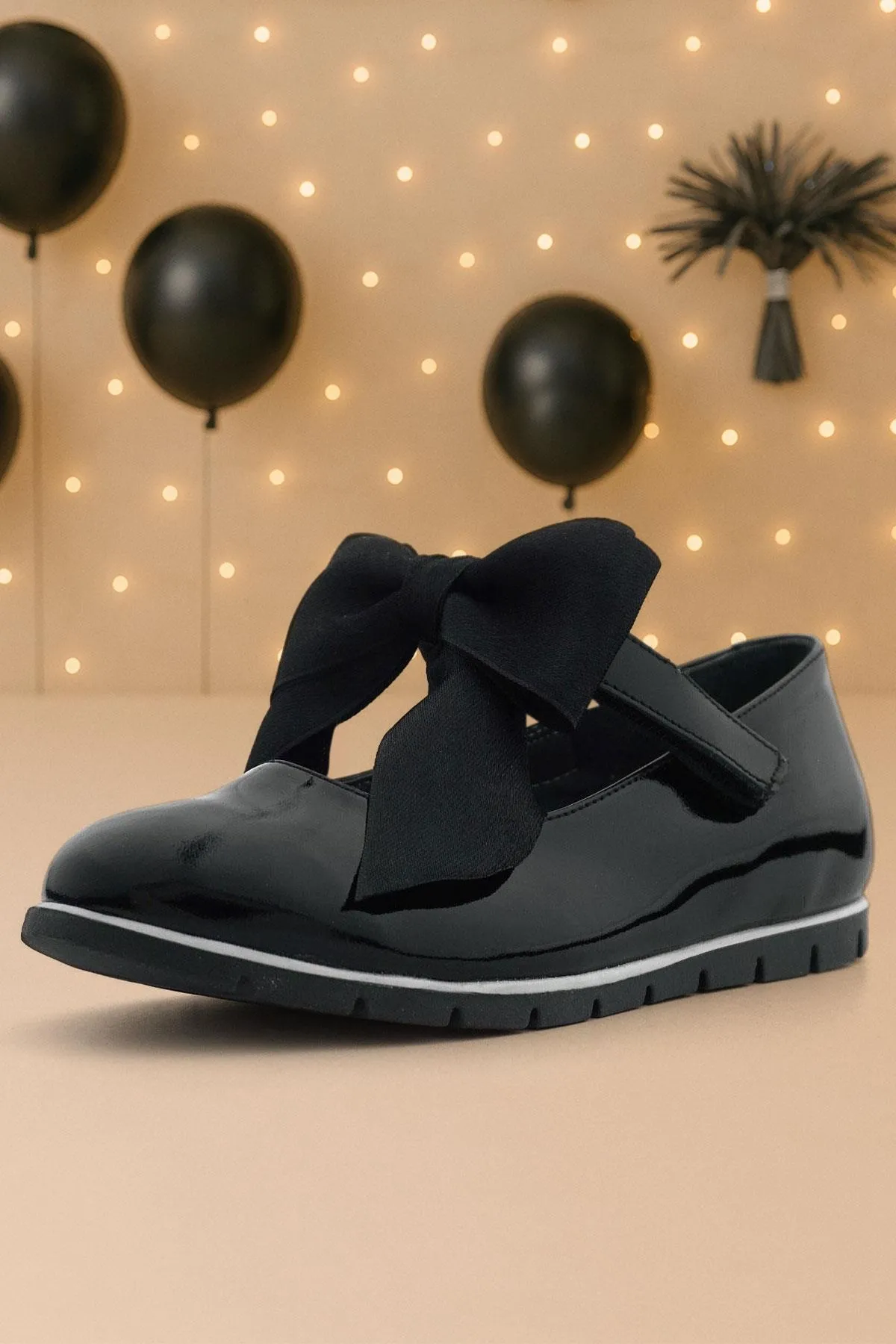 Hakiki Deri Siyah Rugan Siyah Kurdeleli Kız Çocuk Babet