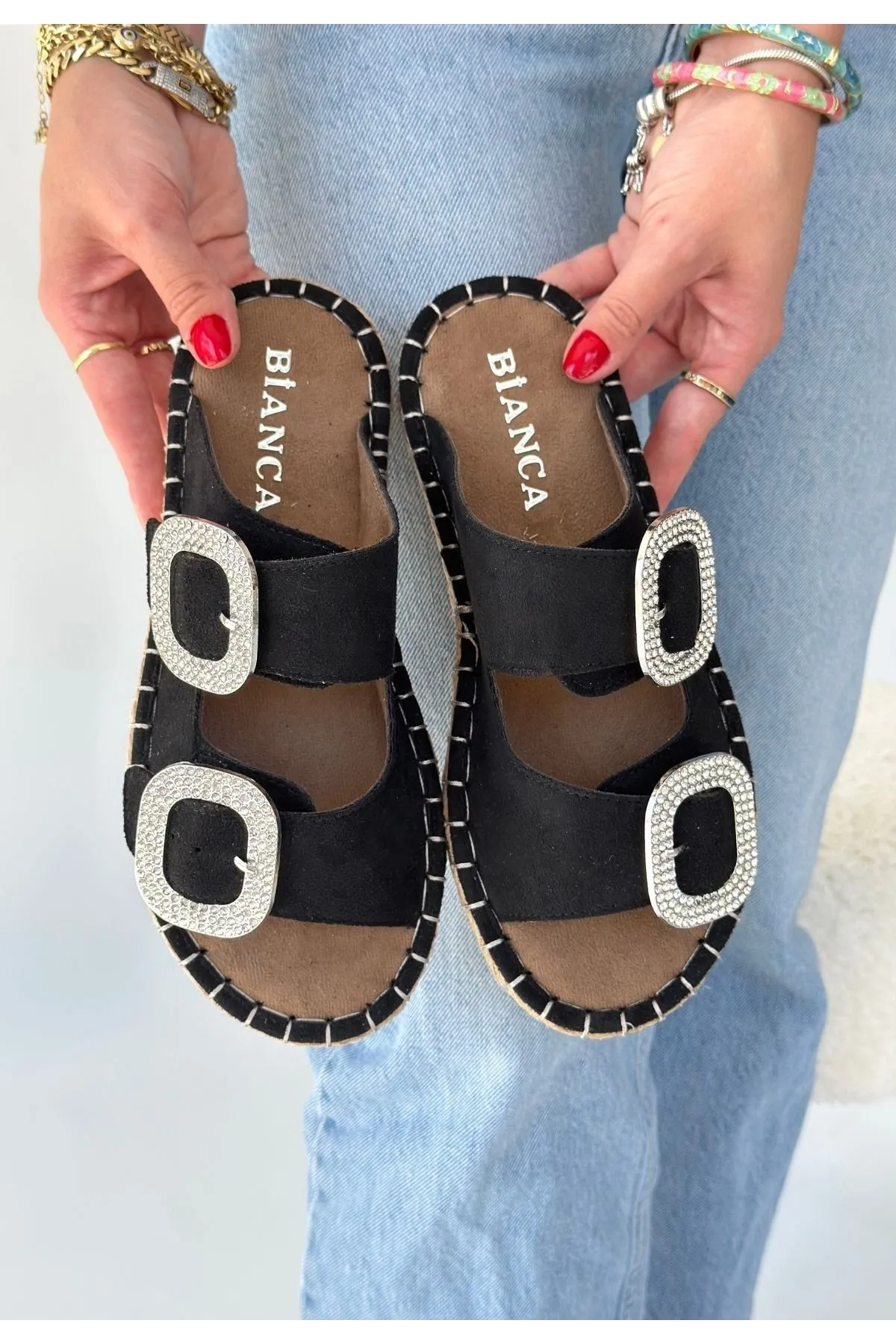 Hertas Siyah Nubuk Tokalı Terlik