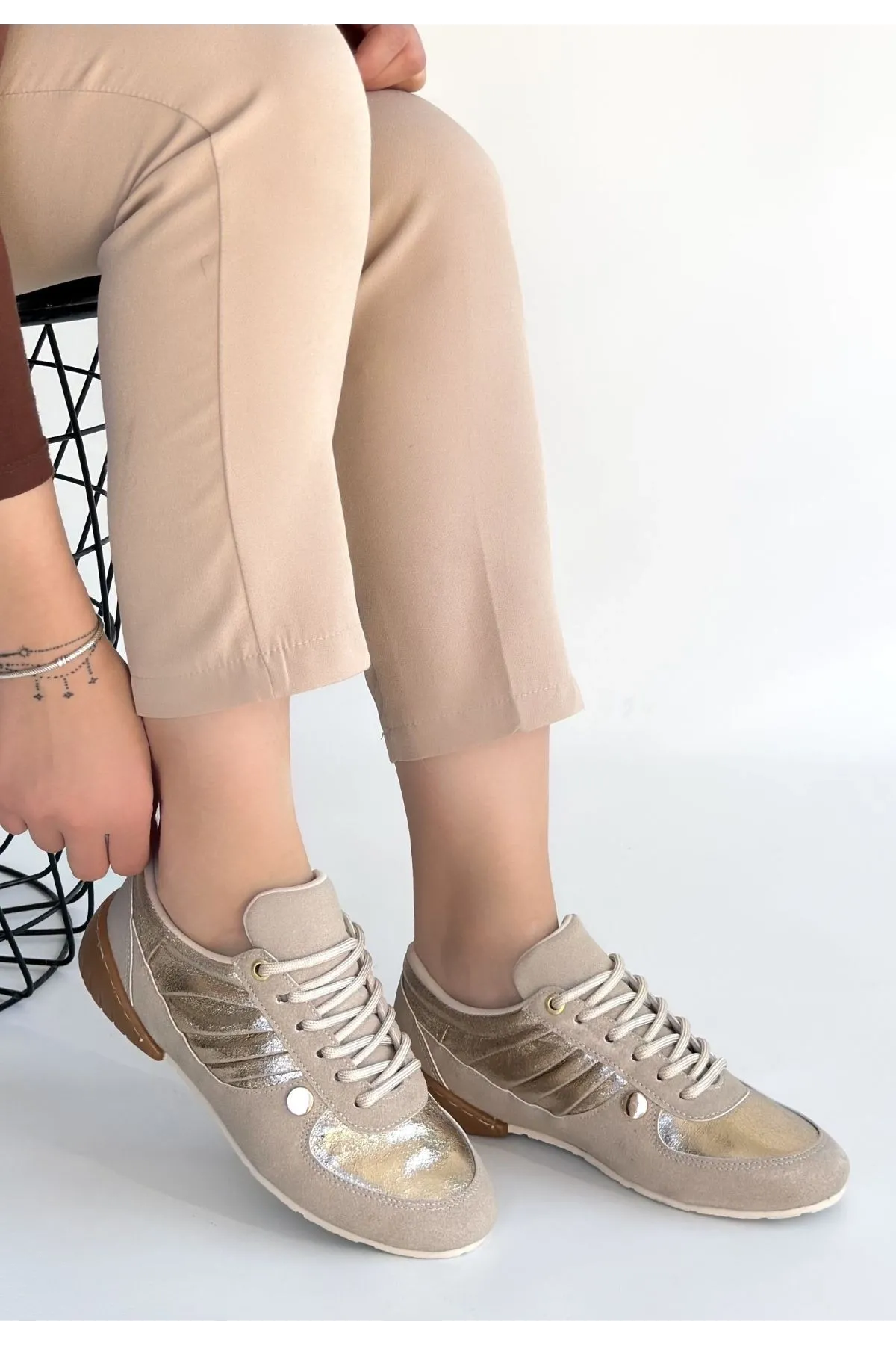 Jawen Bej Nubuk Gold Detaylı Spor Ayakkabı