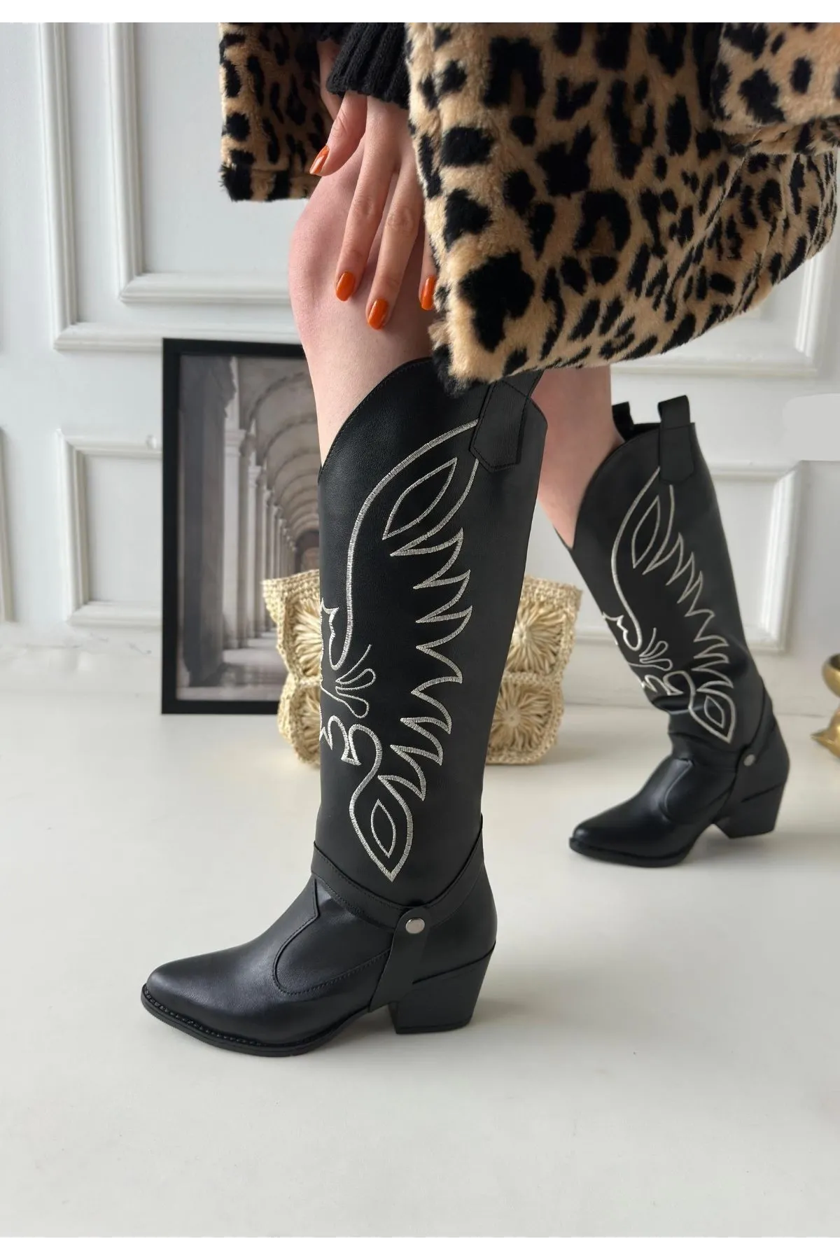 Jilla Siyah Cilt Tak Çıkar Topuklu Bot Ve Çizme