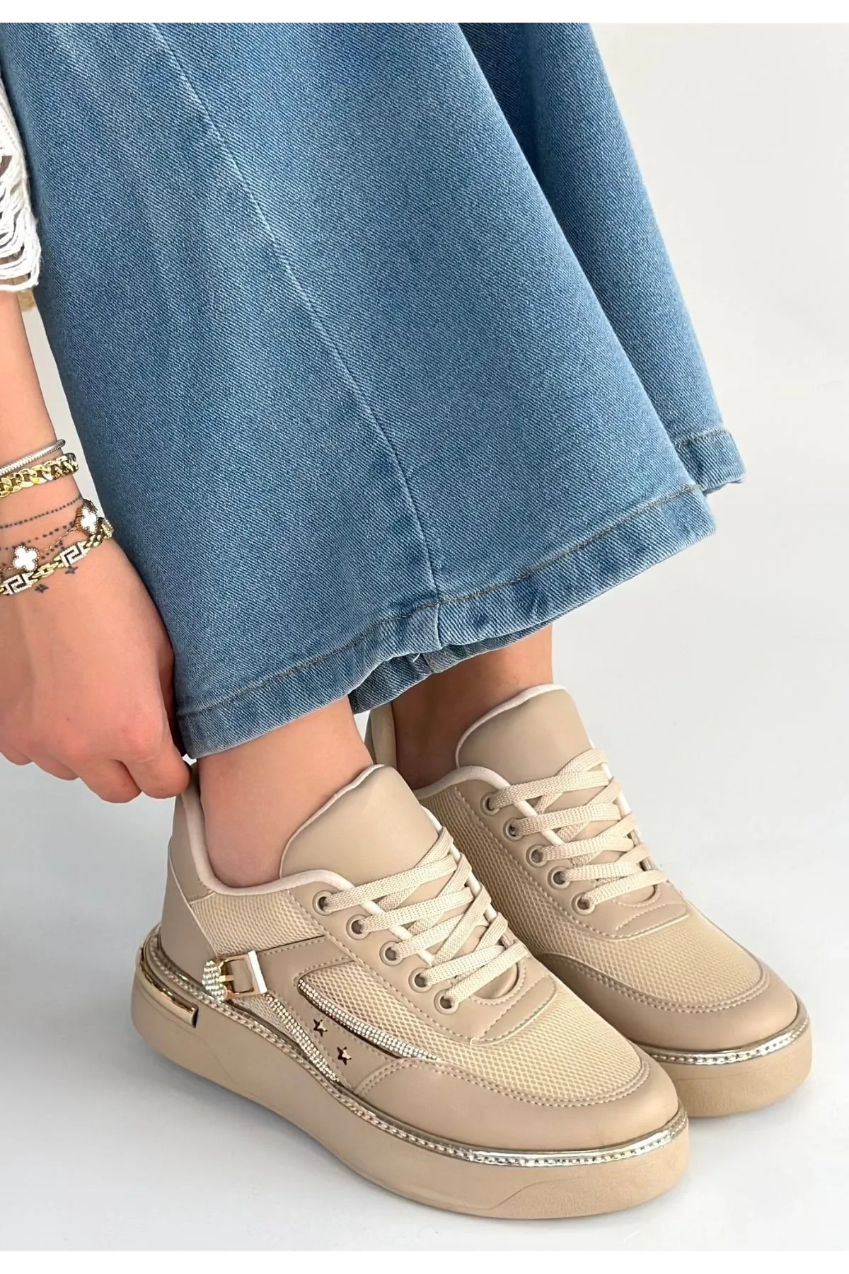 Junda Bej Cilt Bağcıklı Spor Ayakkabı
