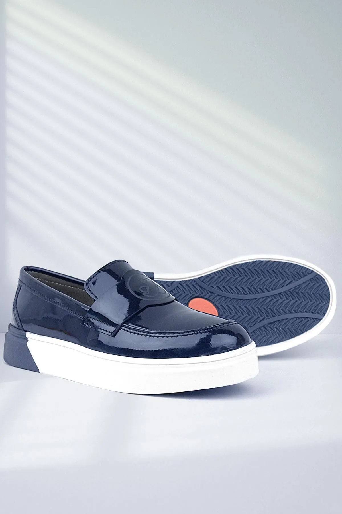 Lacivert Rugan Çocuk Klasik Ayakkabı