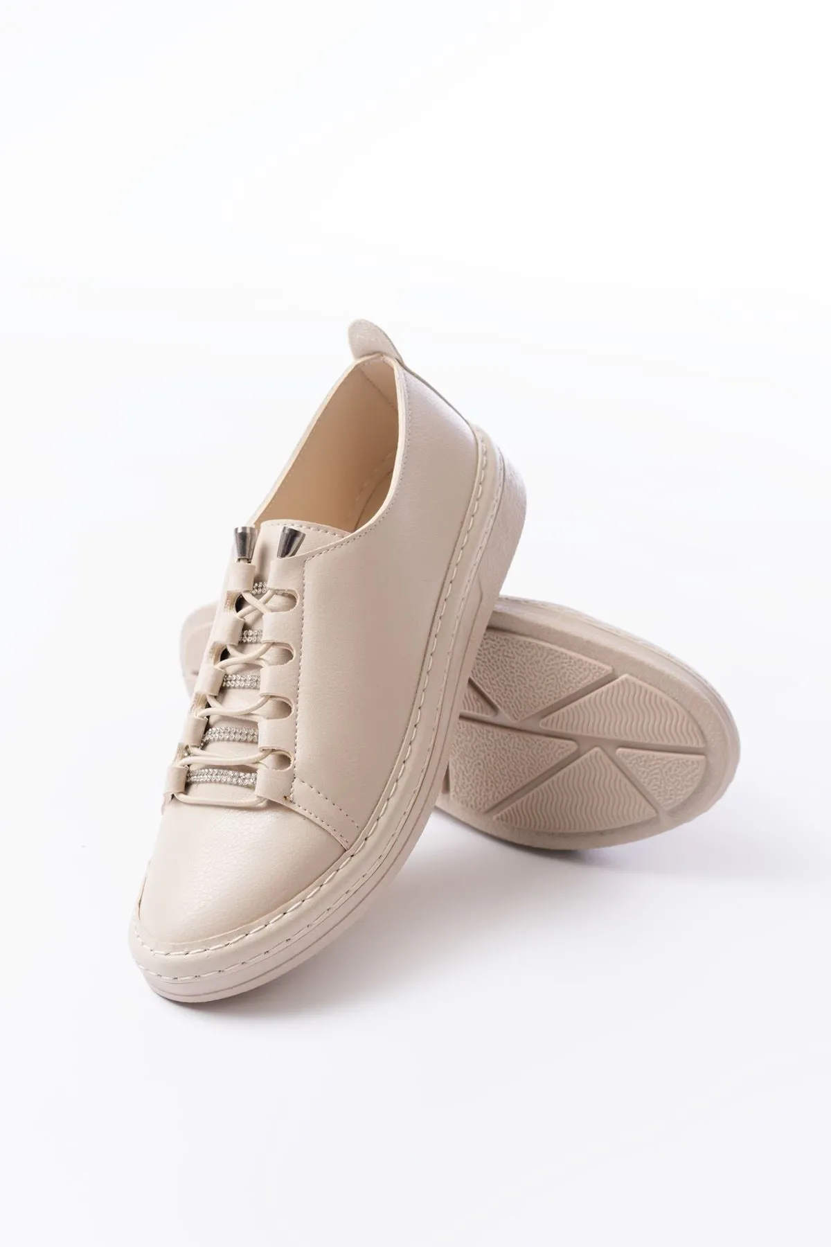 Mk-9026 Bej Bağcıklı  Taş Aksesuarlı Günlük Spor Ayakkabı