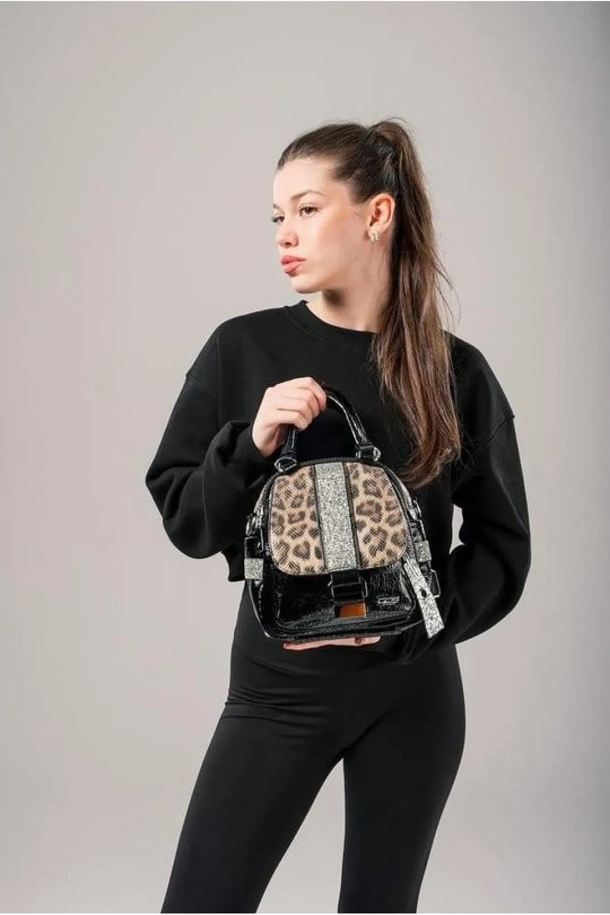 Ojwe Siyah Cilt Kol Ve Sırt Çantası