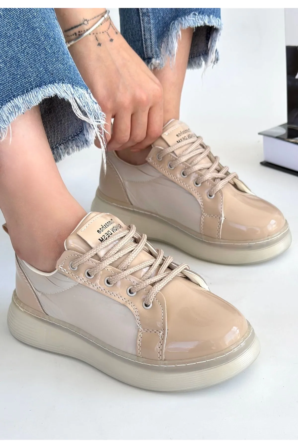 Piona Bej Rugan Bağcıklı Spor Ayakkabı