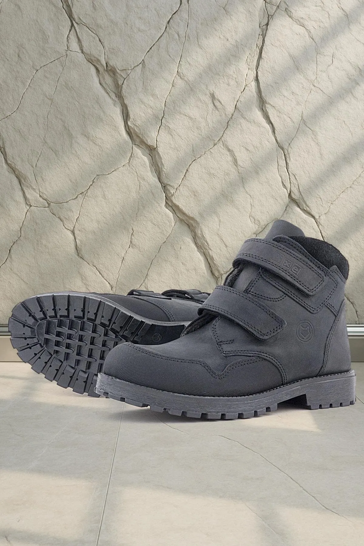 Pixel Hakiki Deri Siyah Nubuk Cırtlı Erkek Çocuk Bot