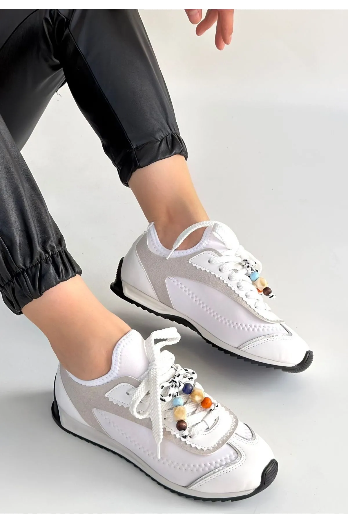 Riaf Beyaz Cilt Bağcıklı Spor Ayakkabı