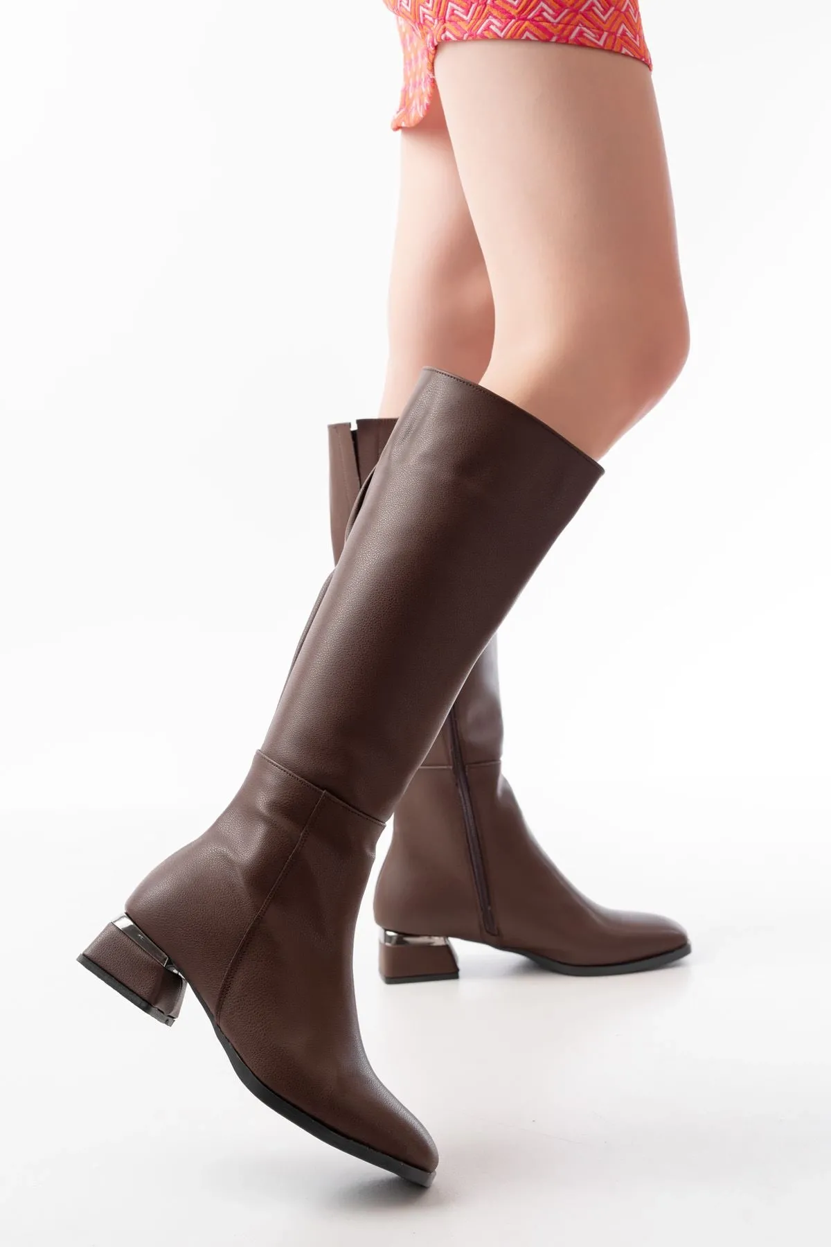Rm-505 Kahverengi Topuklu Fermuarlı Günlük Kadın Çizme
