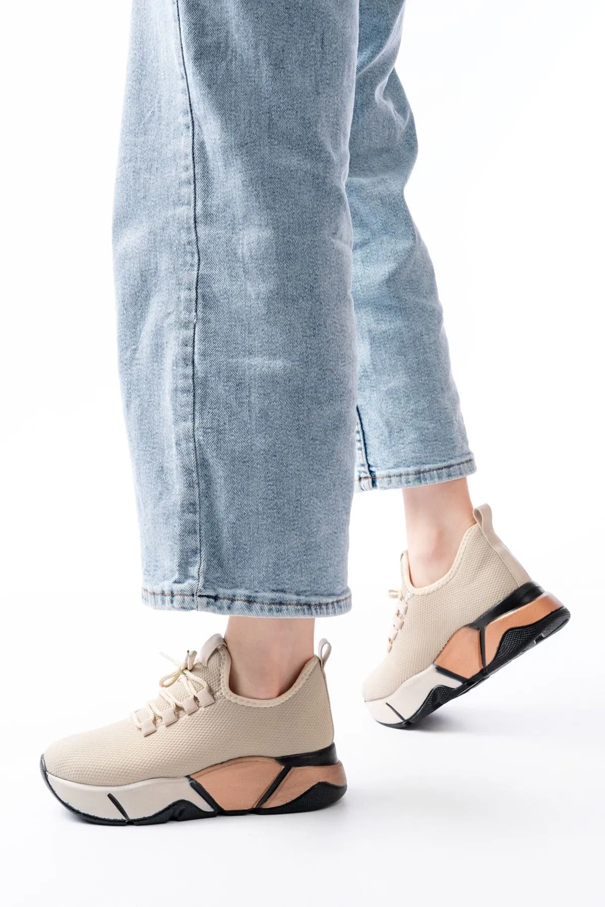 Rs-400  Bej Bağcıklı Fileli Renkli Taban Günlük Kadın Spor