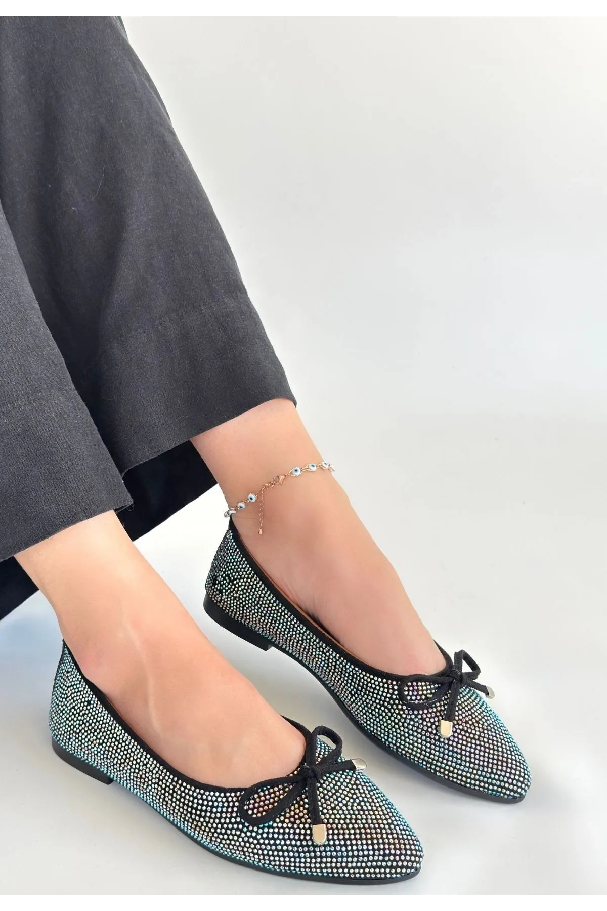 Sarra Siyah Saten İşlemeli Babet Ayakkabı