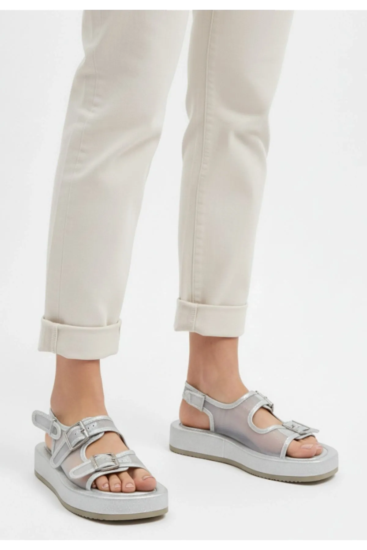 Sinna Gümüş Cilt Tül Detaylı Sandalet