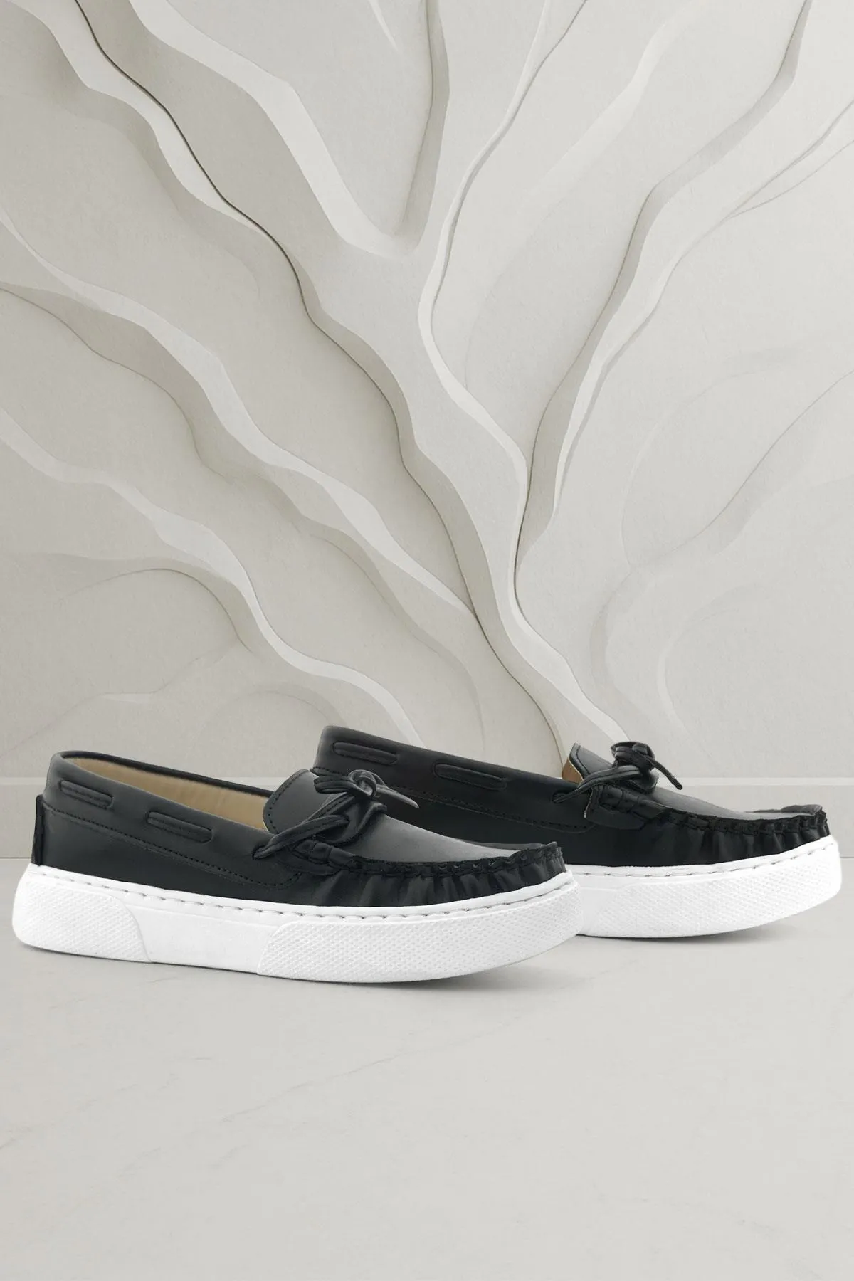 Siyah Cilt Ekstra Hafif Çocuk Makosen Ayakkabı