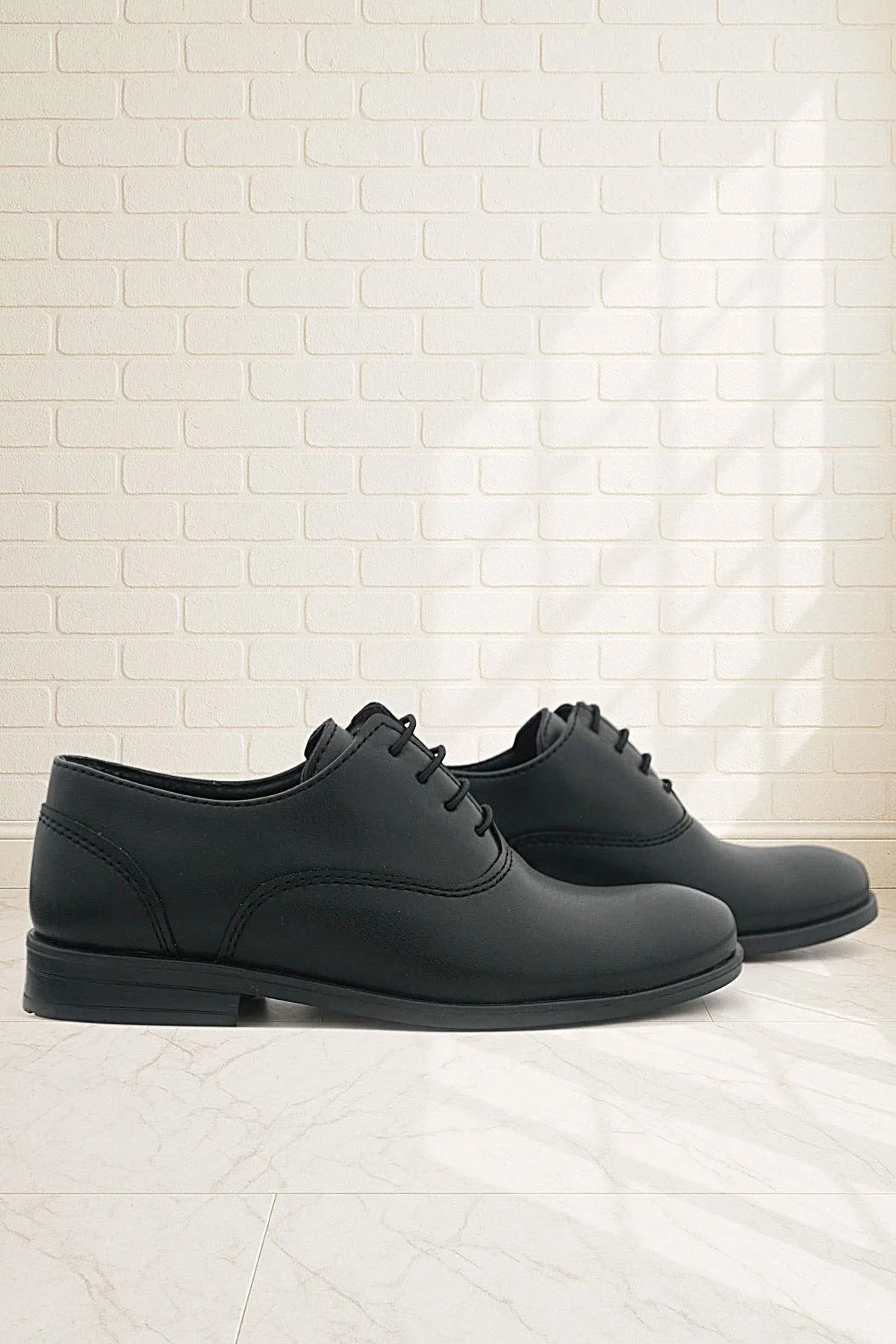 Smokin Siyah Mat Bağcıklı Çocuk Klasik Ayakkabısı