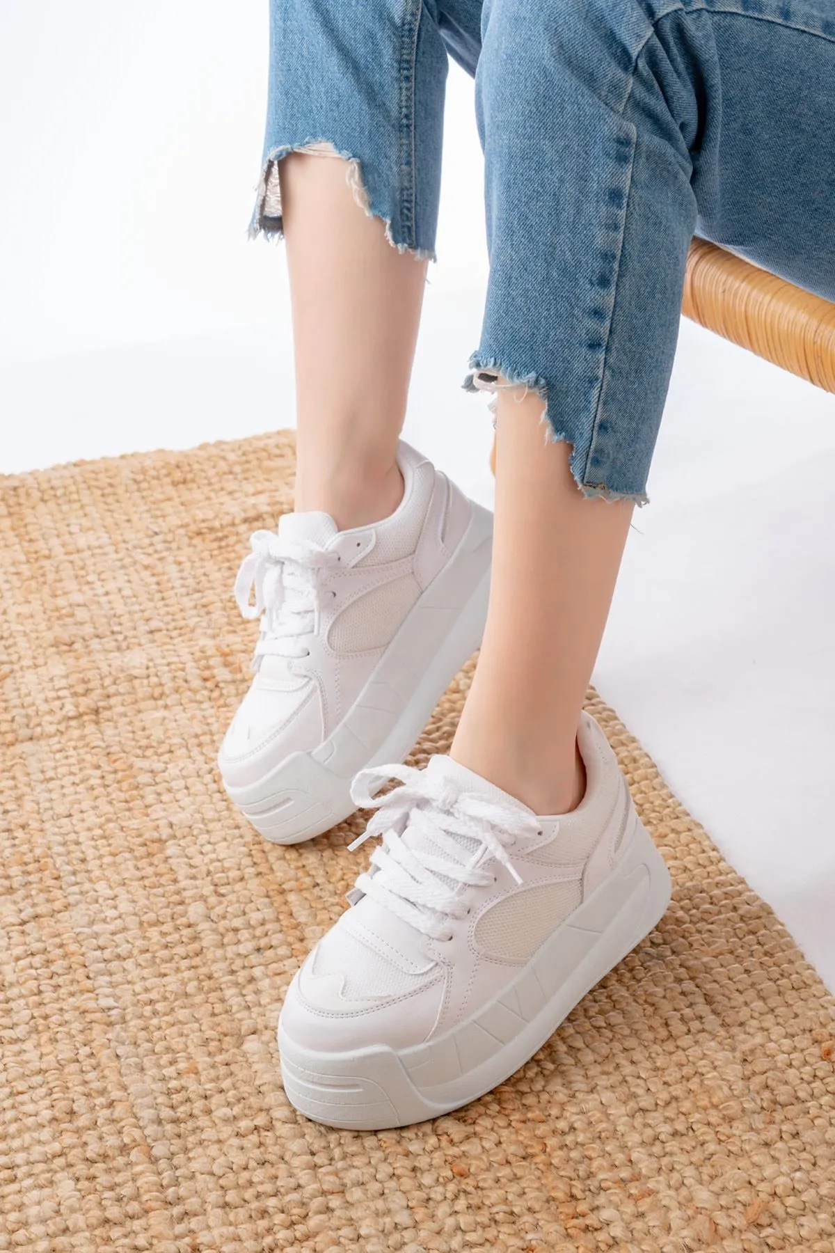 Sp-190 Beyaz Garni Bağcıklı Fileli Yüksek Taban Günlük Spor Ayakkabı