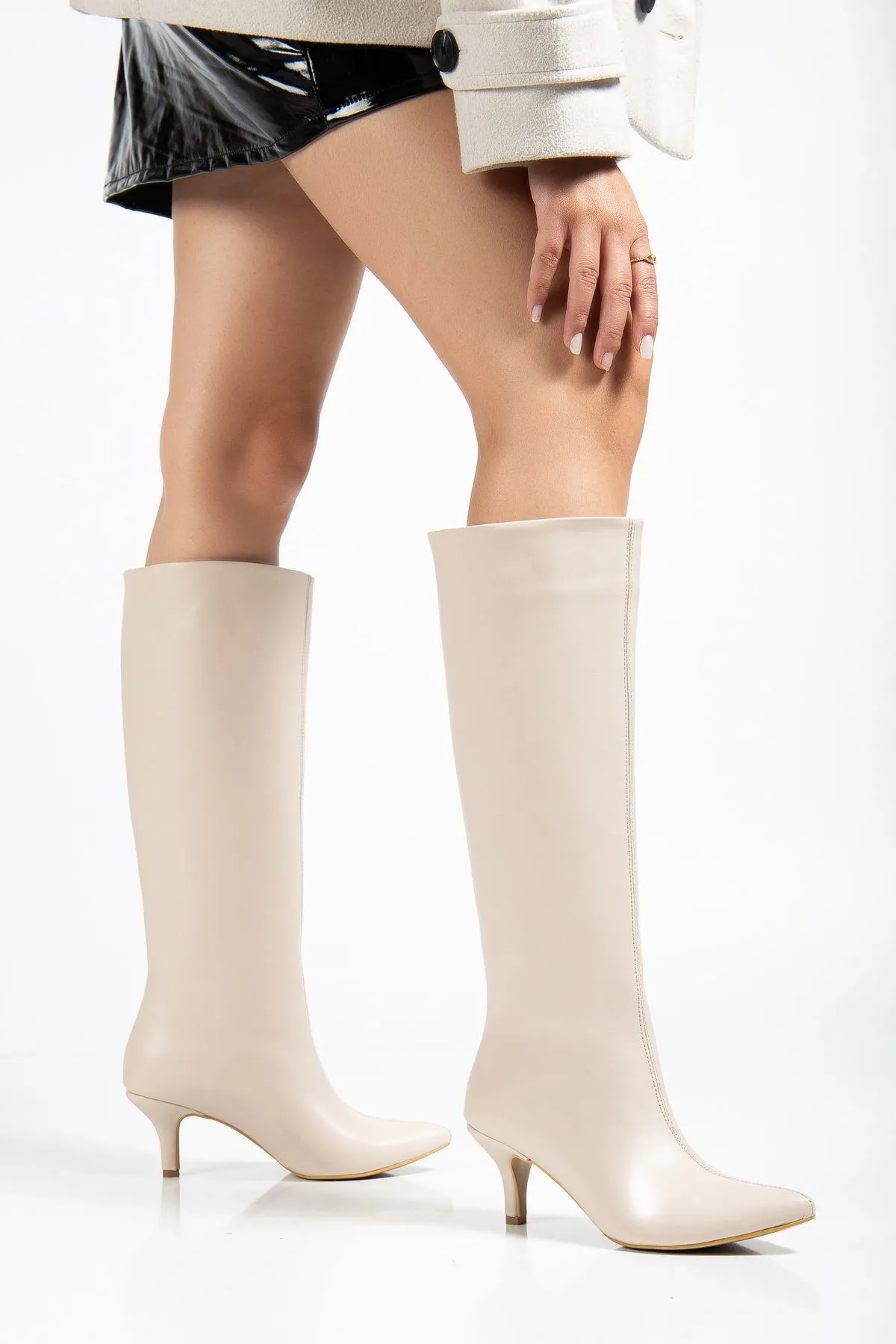 Syt-2025 Bej Kırışık Rugan Günlük Kadın Çizme