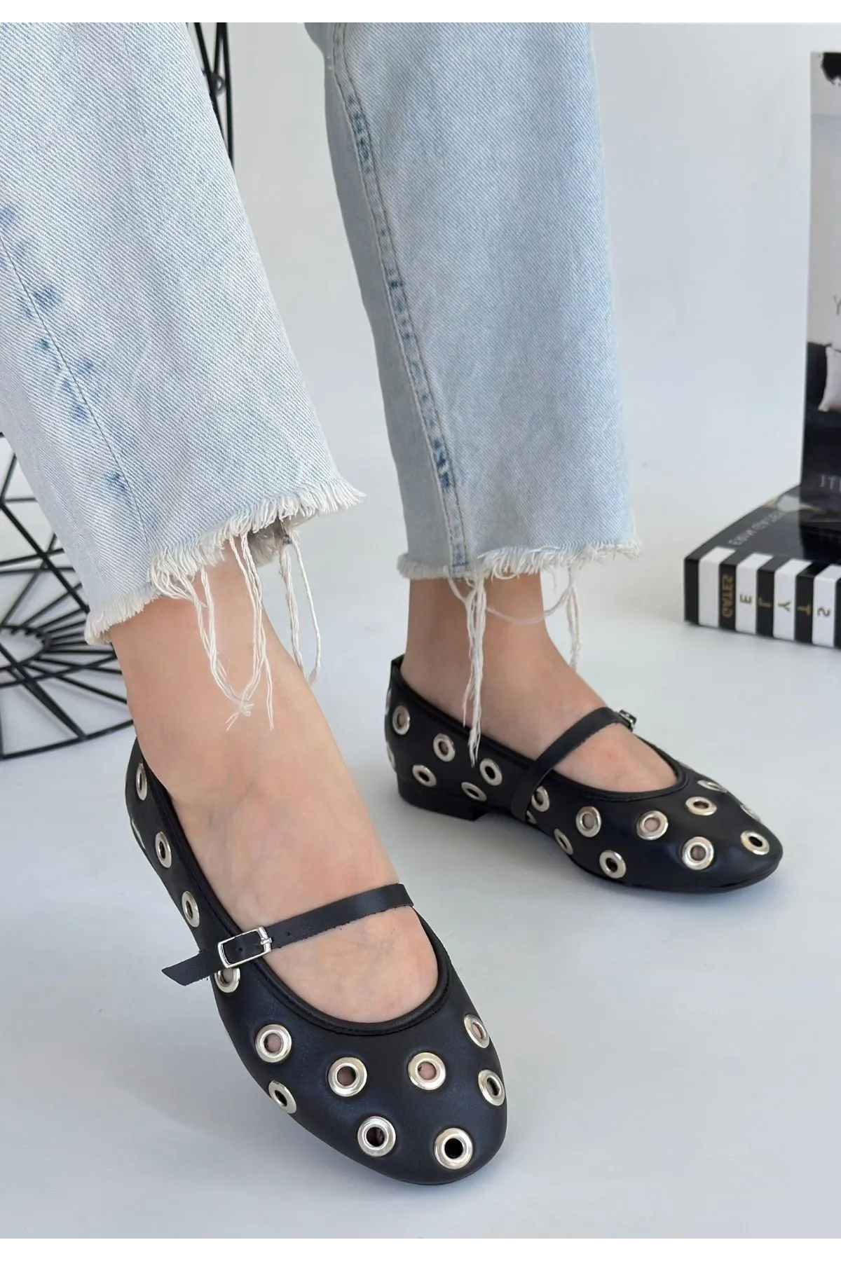 Tinta Siyah Cilt Babet Ayakkabı