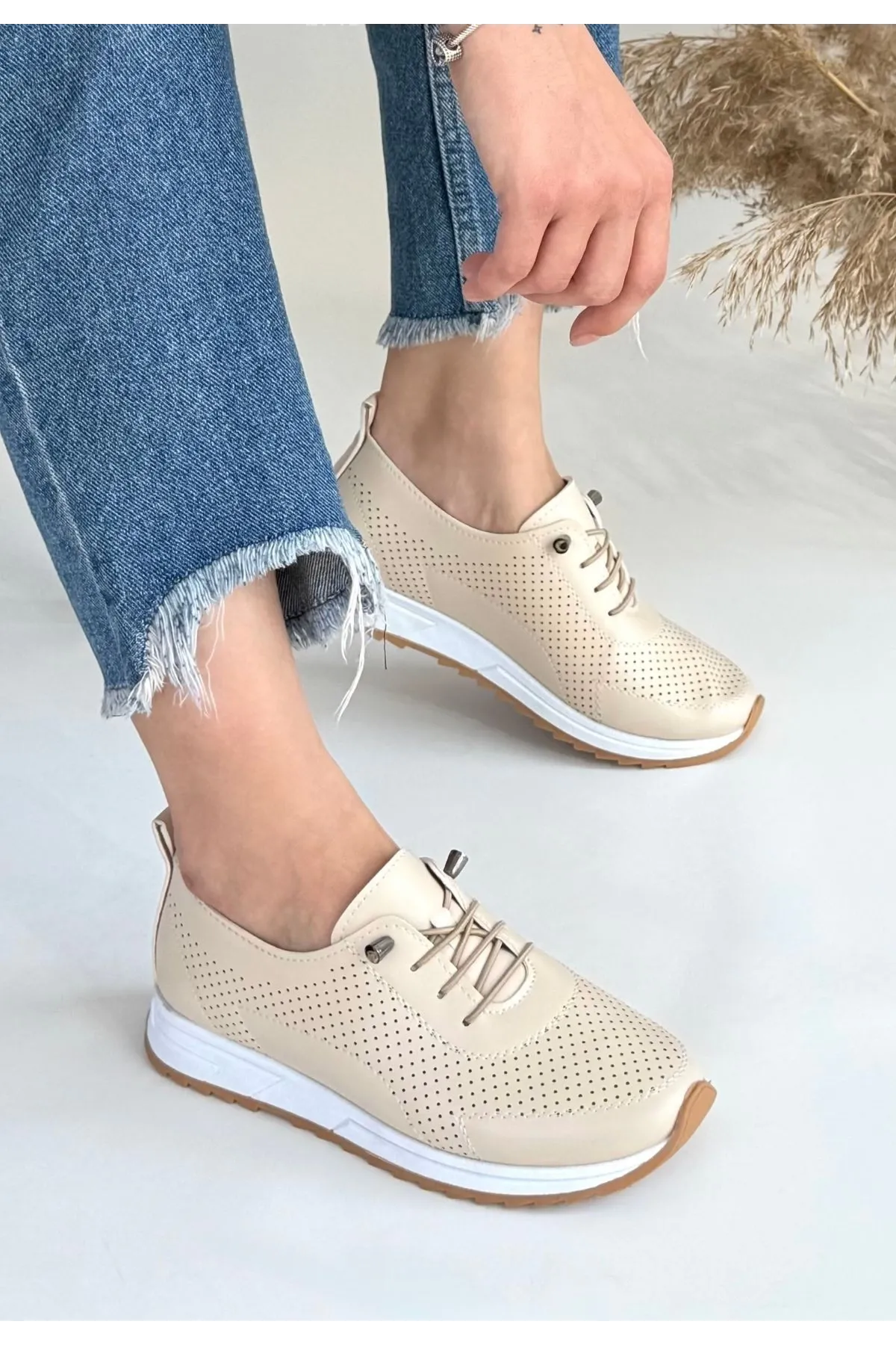Tone Bej Cilt Bağcıklı Spor Ayakkabı