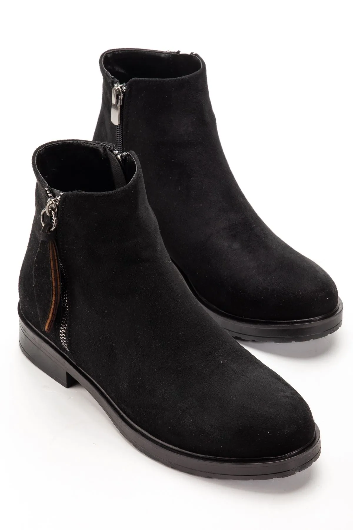 165-205 Siyah Süet Yaprak Desenli Fermuarlı Günlük Kadın Bot