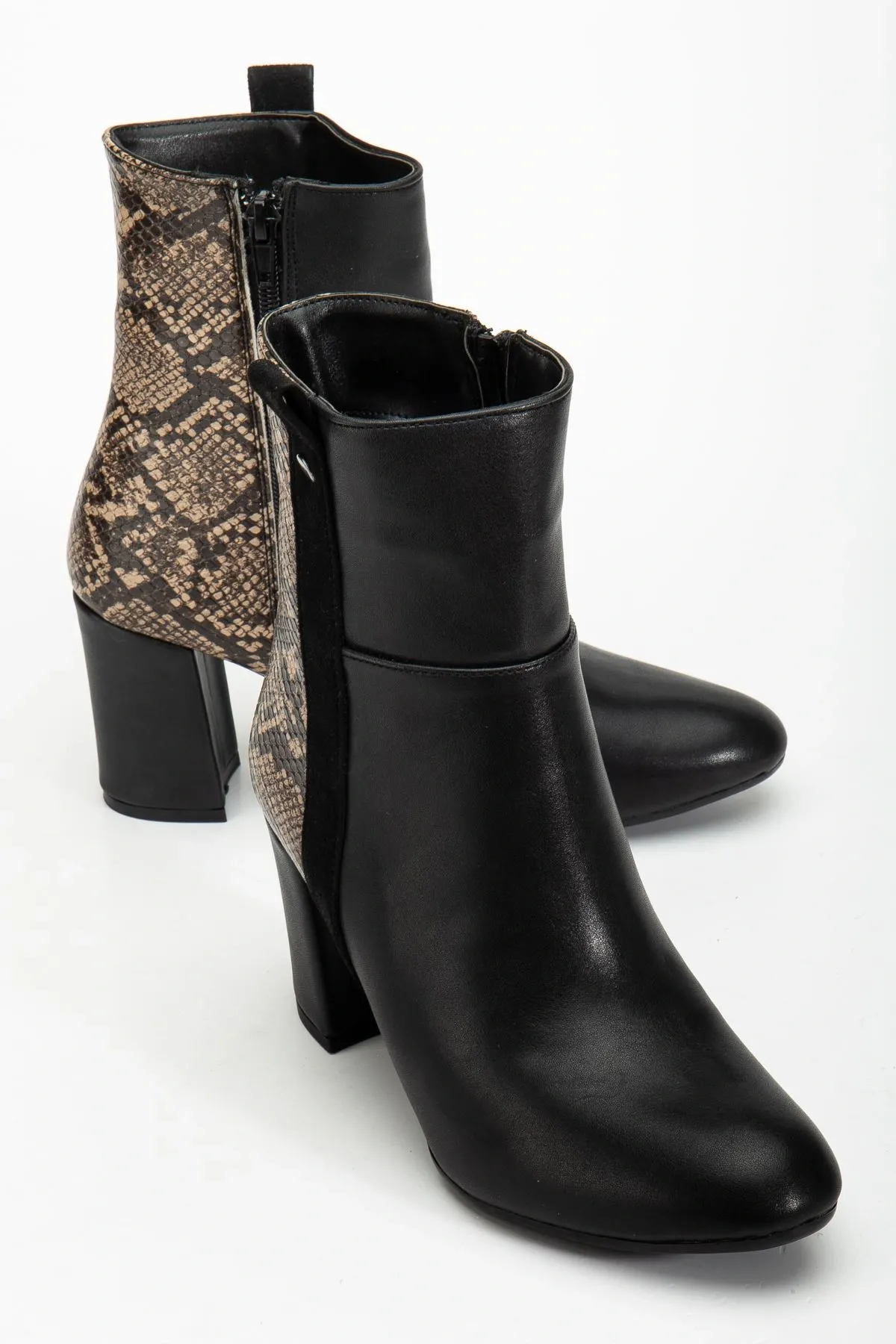 292 Siyah Yılan Desen Detaylı Fermuarlı  Yüksek Topuklu Günlük Kadın Bot