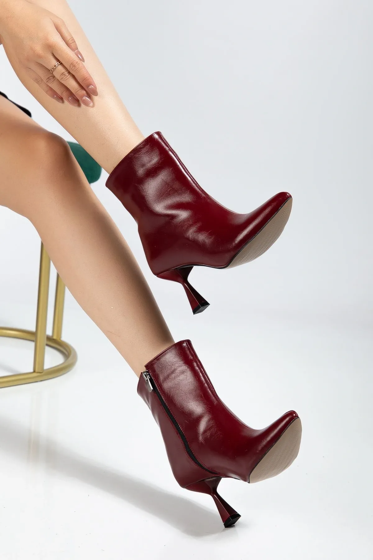 4701 Bordo Kırışık Kare Topuk Günlük Kadın Bot