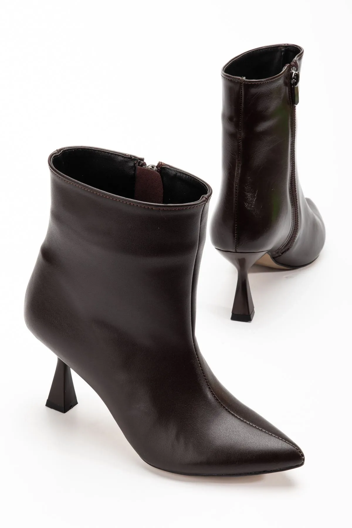 4701 Kahve Cilt Kare Topuk Günlük Kadın Bot