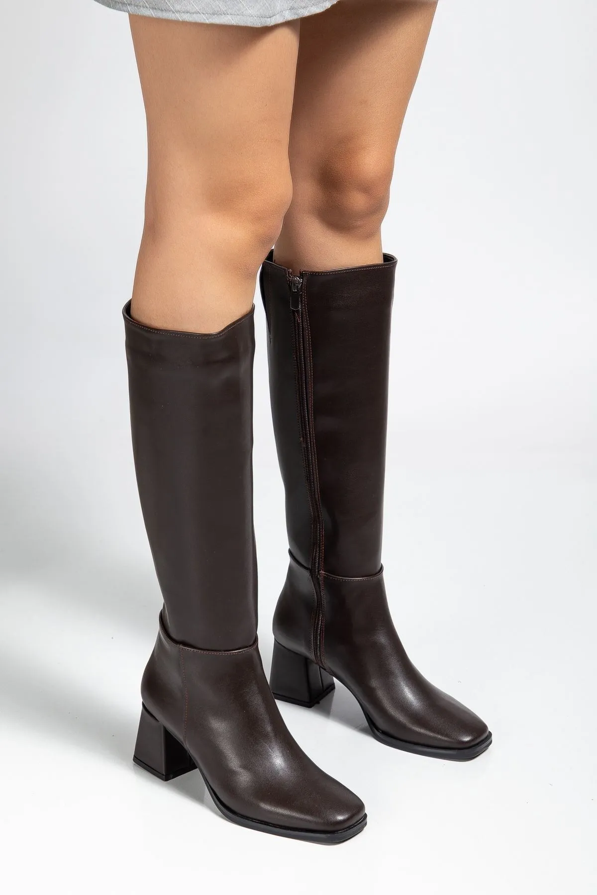 4804 Kahve Cilt Fermuarlı Günlük Bayan Çizme