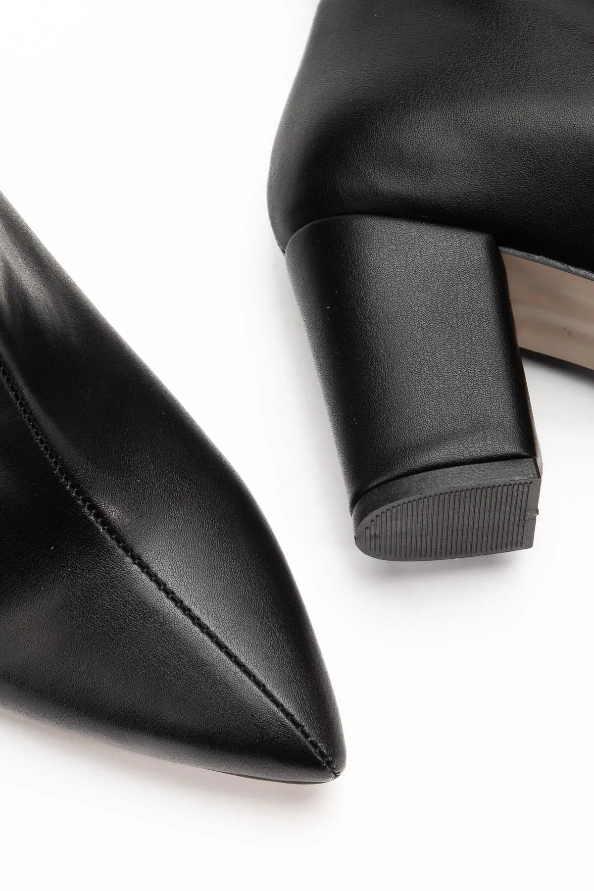 4805 Siyah  Yüksek Kalın Topuklu Günlük Kadın Bot