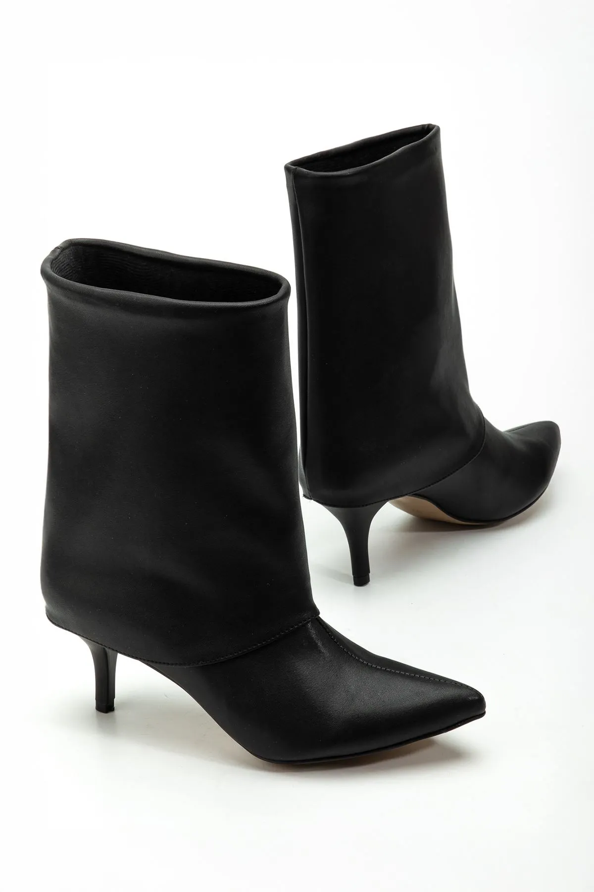 4806 Siyah Cilt Yakalı Günlük Kadın Bot