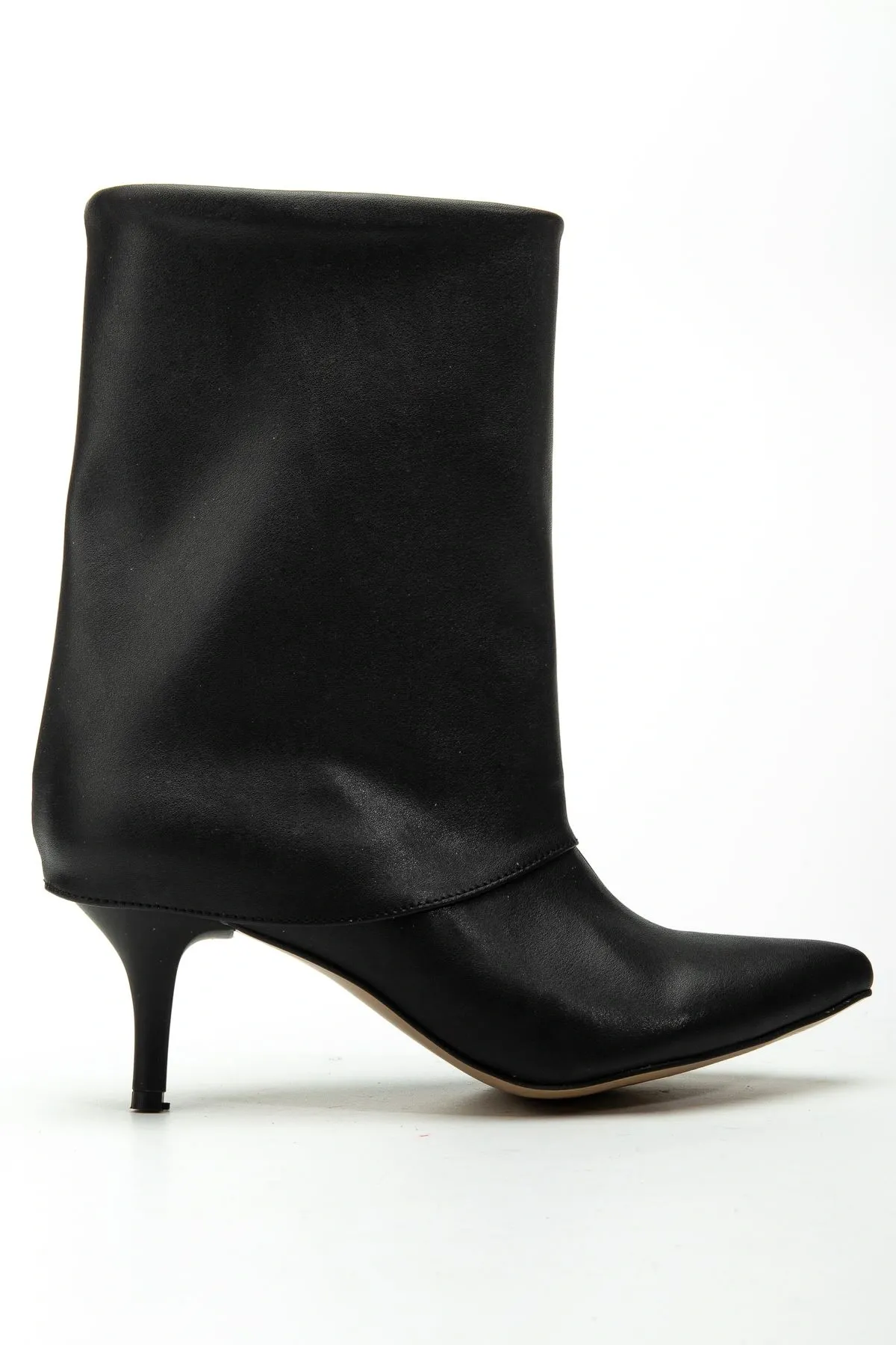 4806 Siyah Cilt Yakalı Günlük Kadın Bot