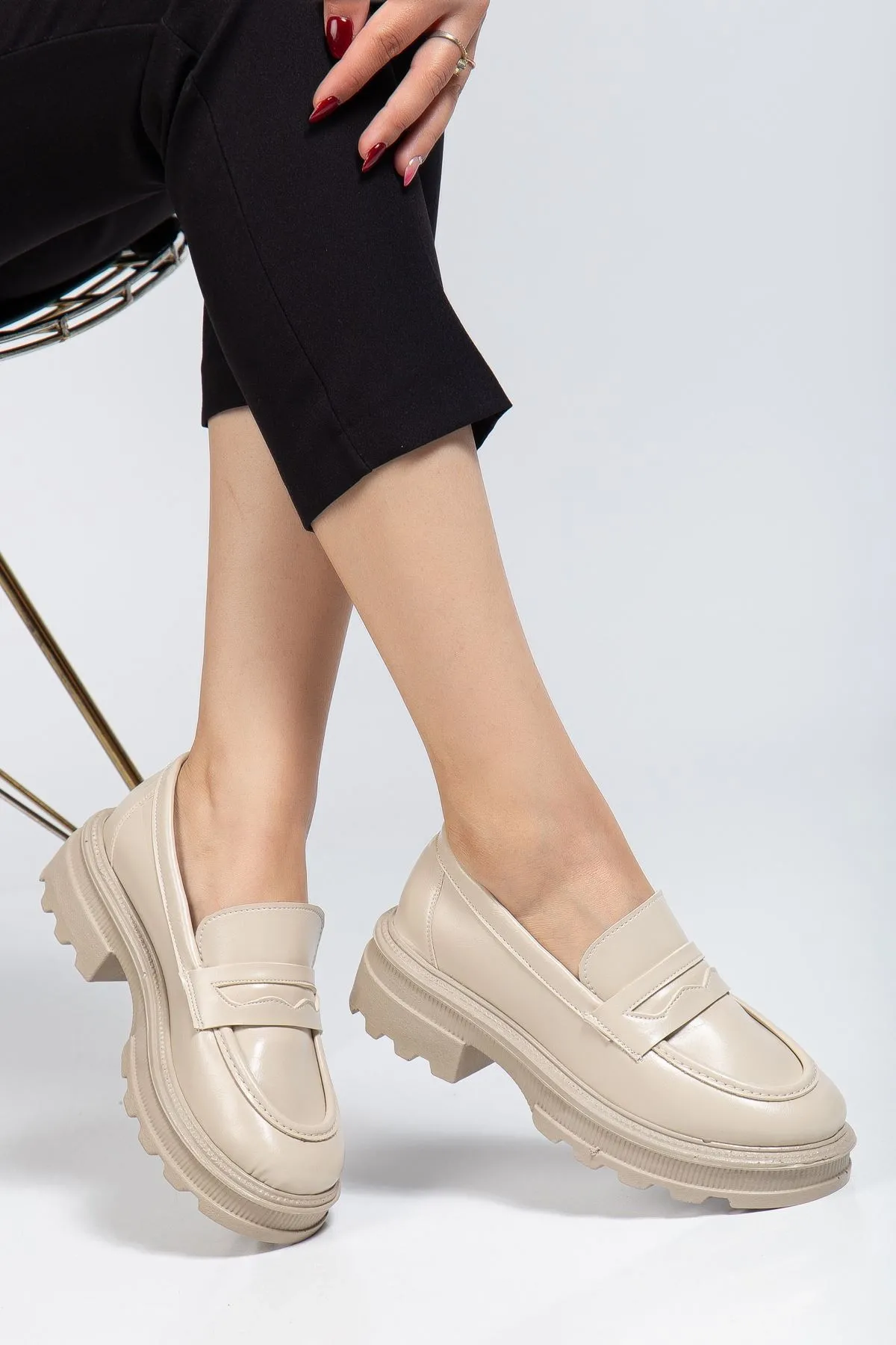 746-759 Bej Yanki Yüksek Tabanlı Loafer Ayakkabı