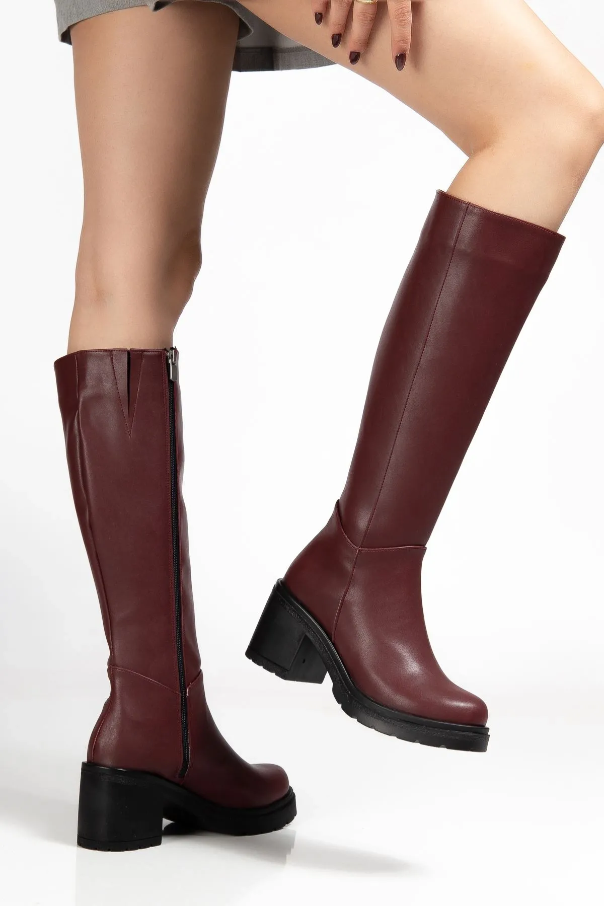 767-3013 Bordo Fermuarlı Günlük Kadın Çizme