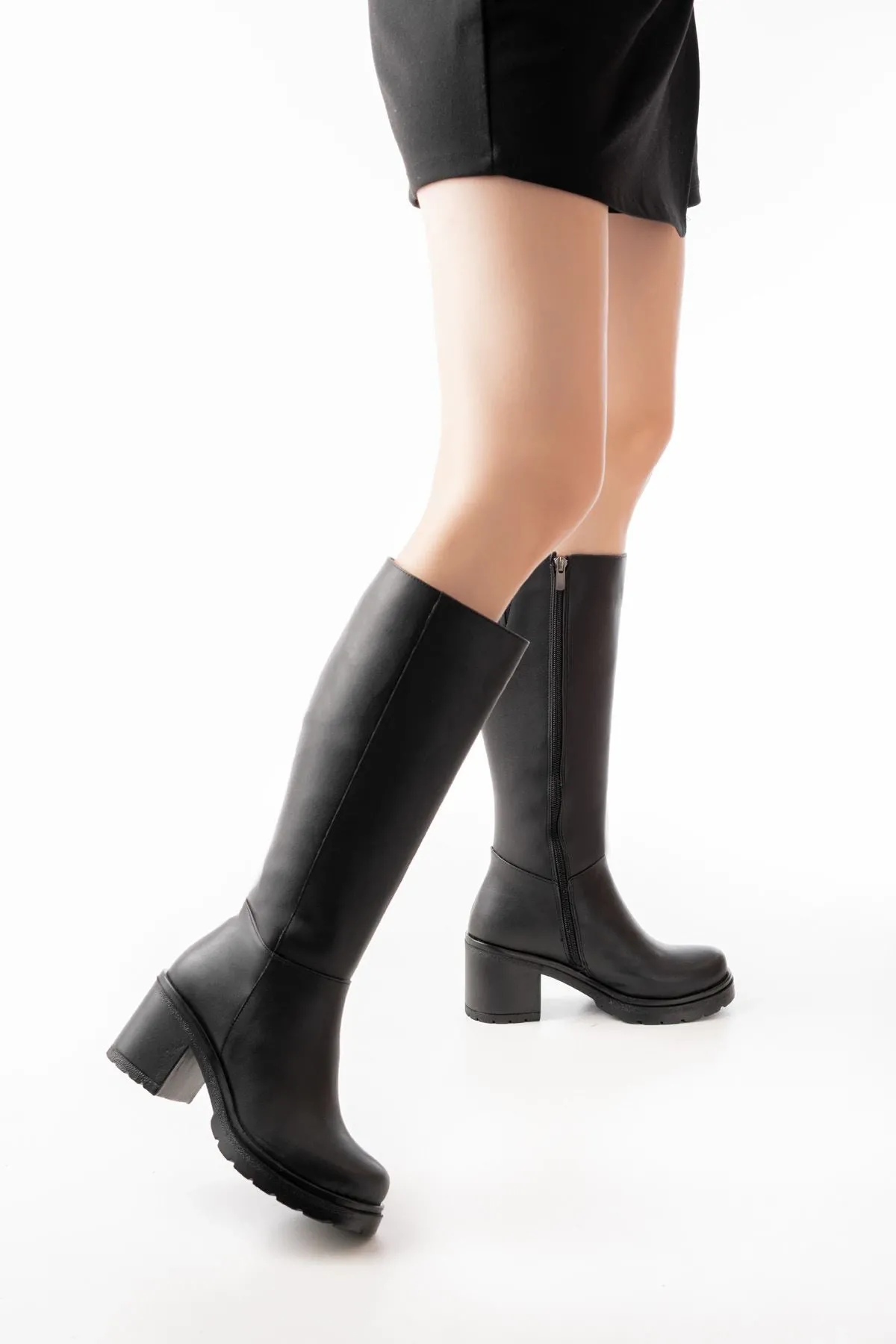 767-3013 Siyah Fermuarlı Günlük Kadın Çizme