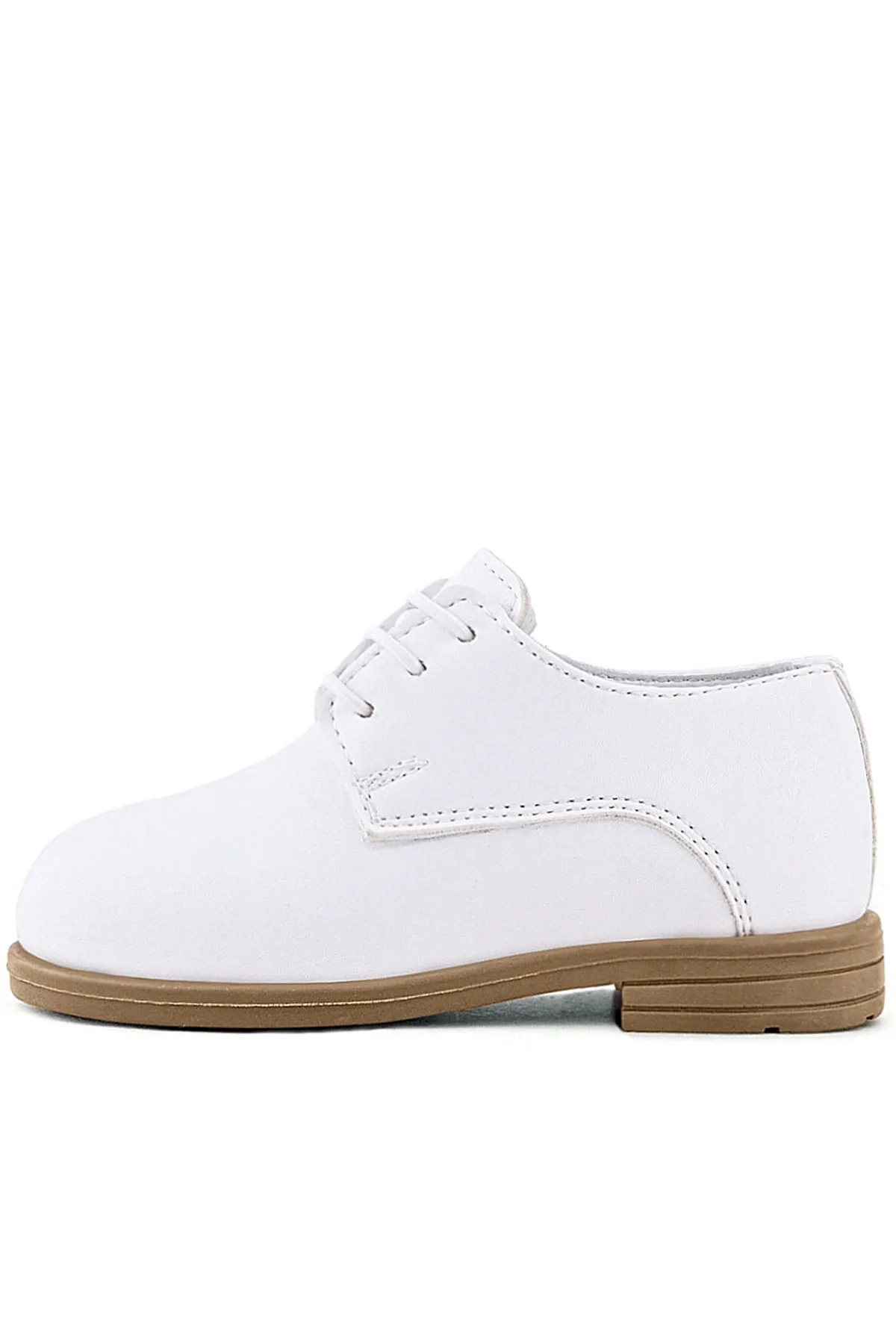 Beyaz Cilt Erkek Çocuk Klasik Ayakkabı