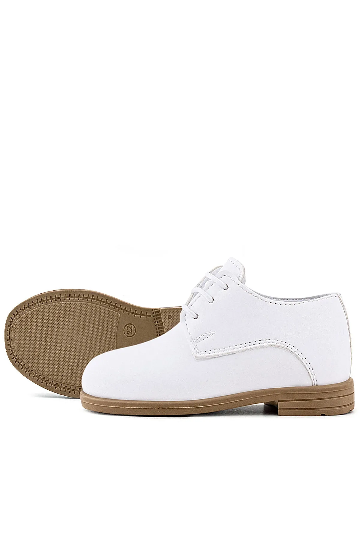 Beyaz Cilt Erkek Çocuk Klasik Ayakkabı