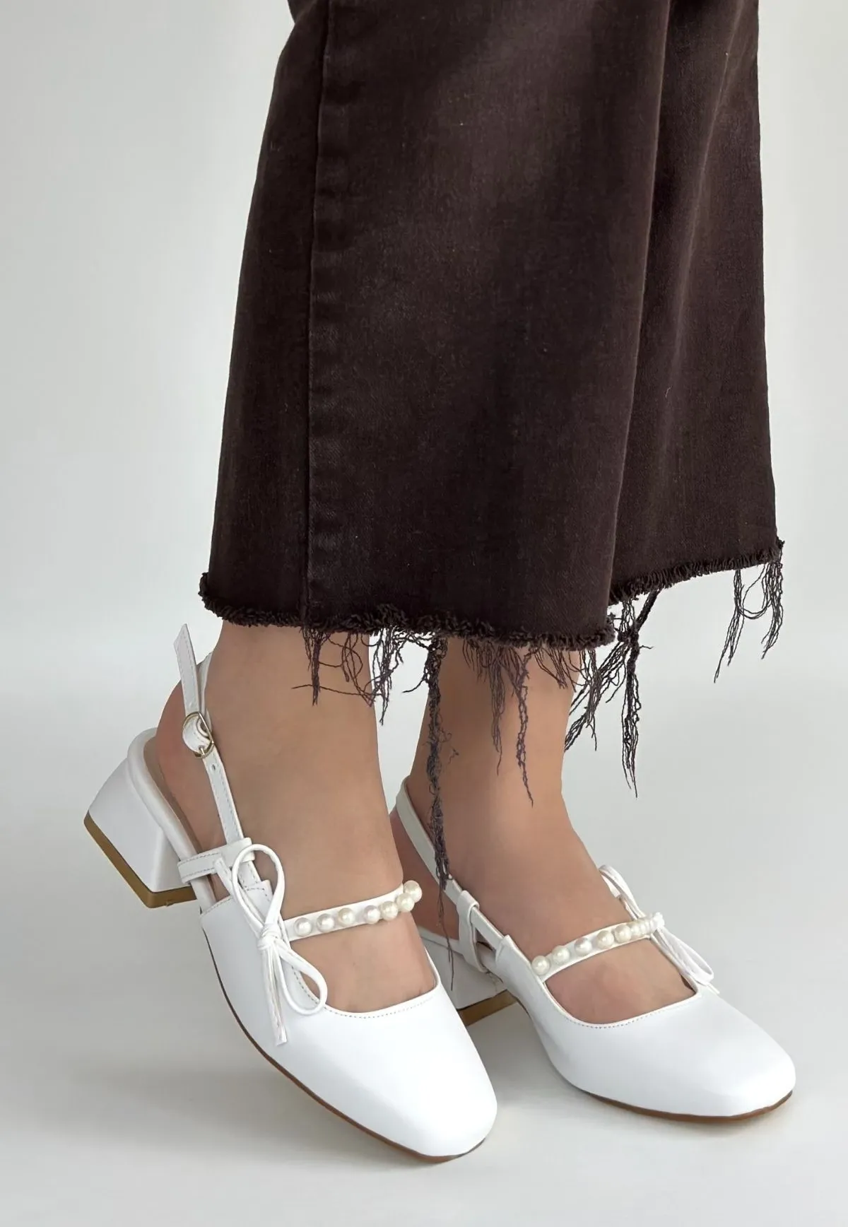 Ceyda Beyaz Cilt Topuklu Ayakkabı