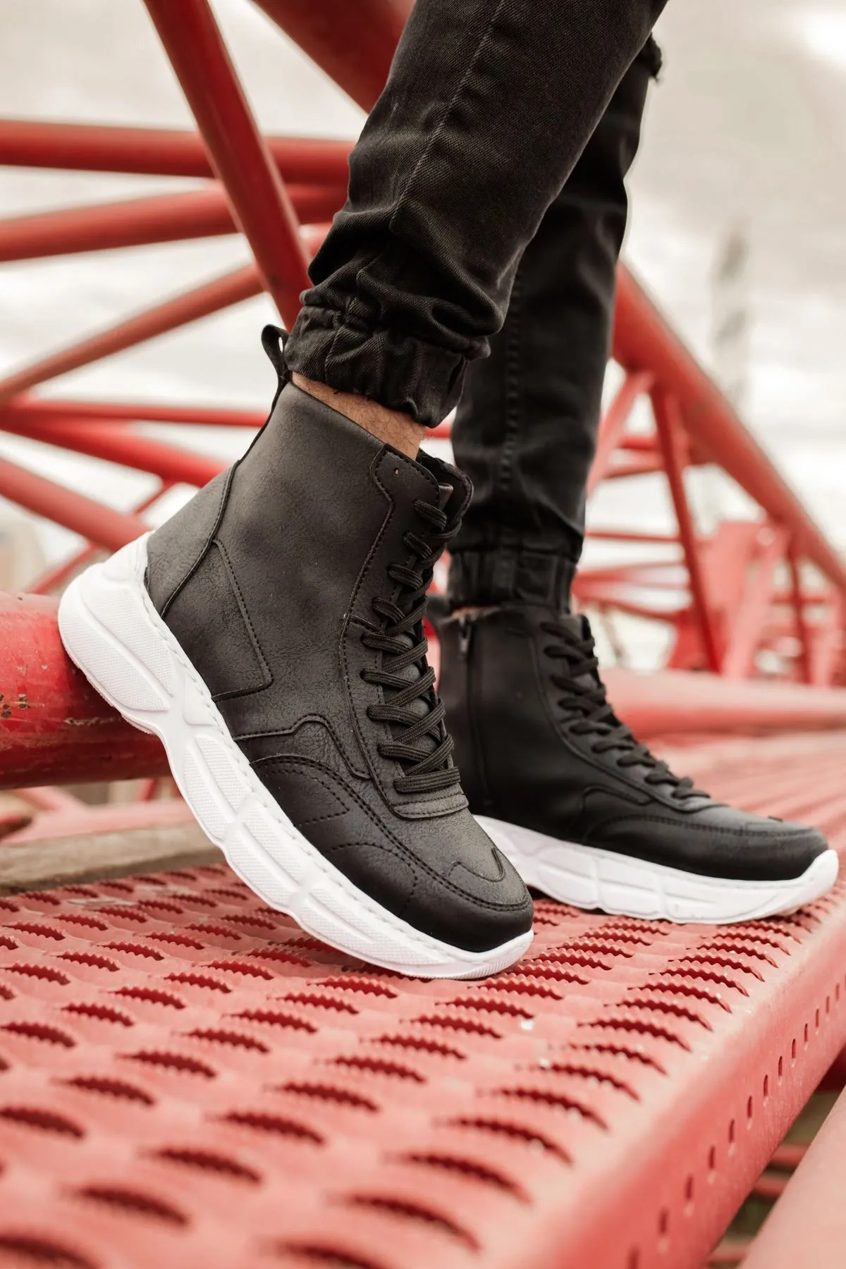 Ch077 - Bt Erkek Spor Bot Sıyah