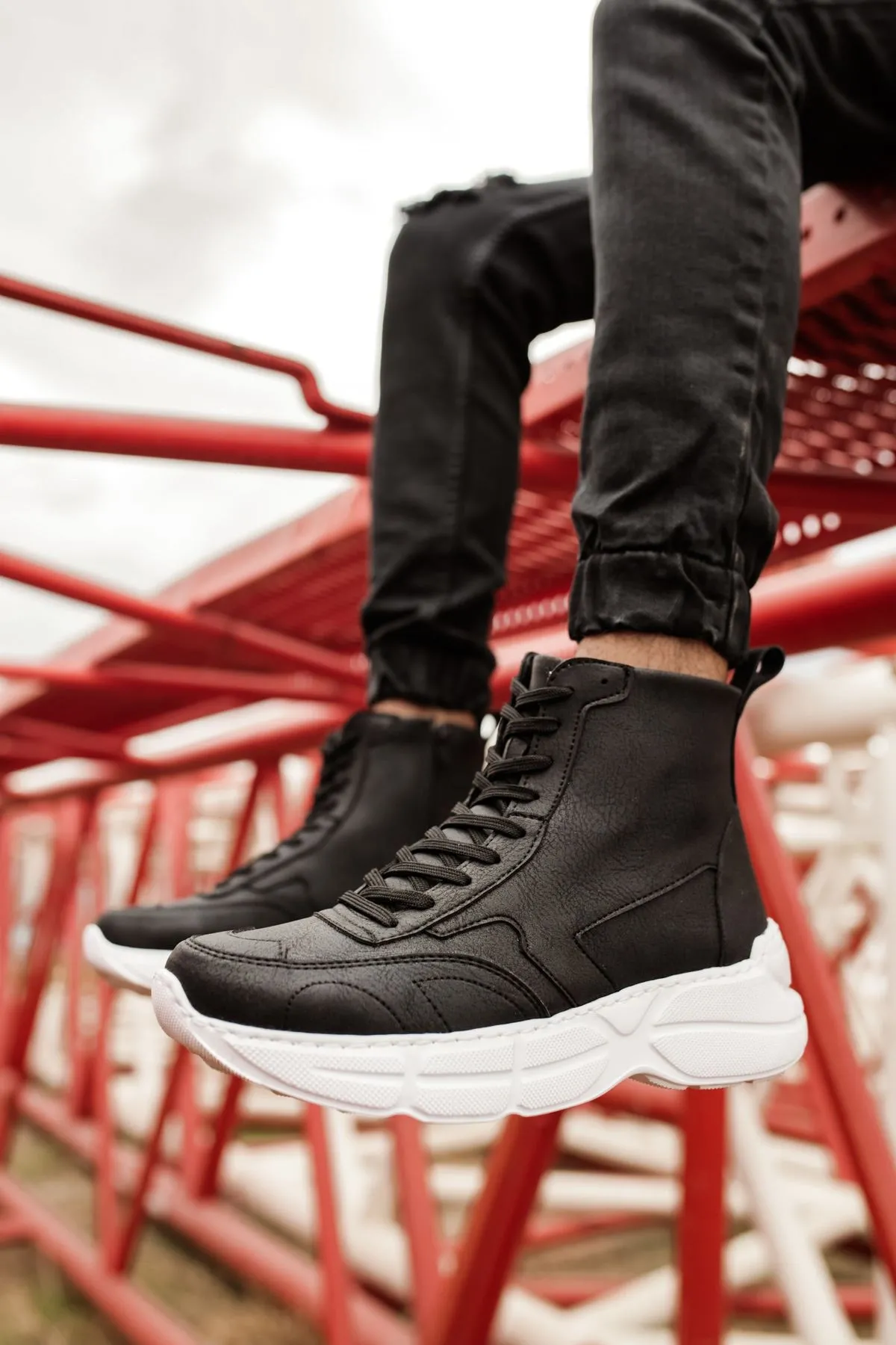 Ch077 - Bt Erkek Spor Bot Sıyah