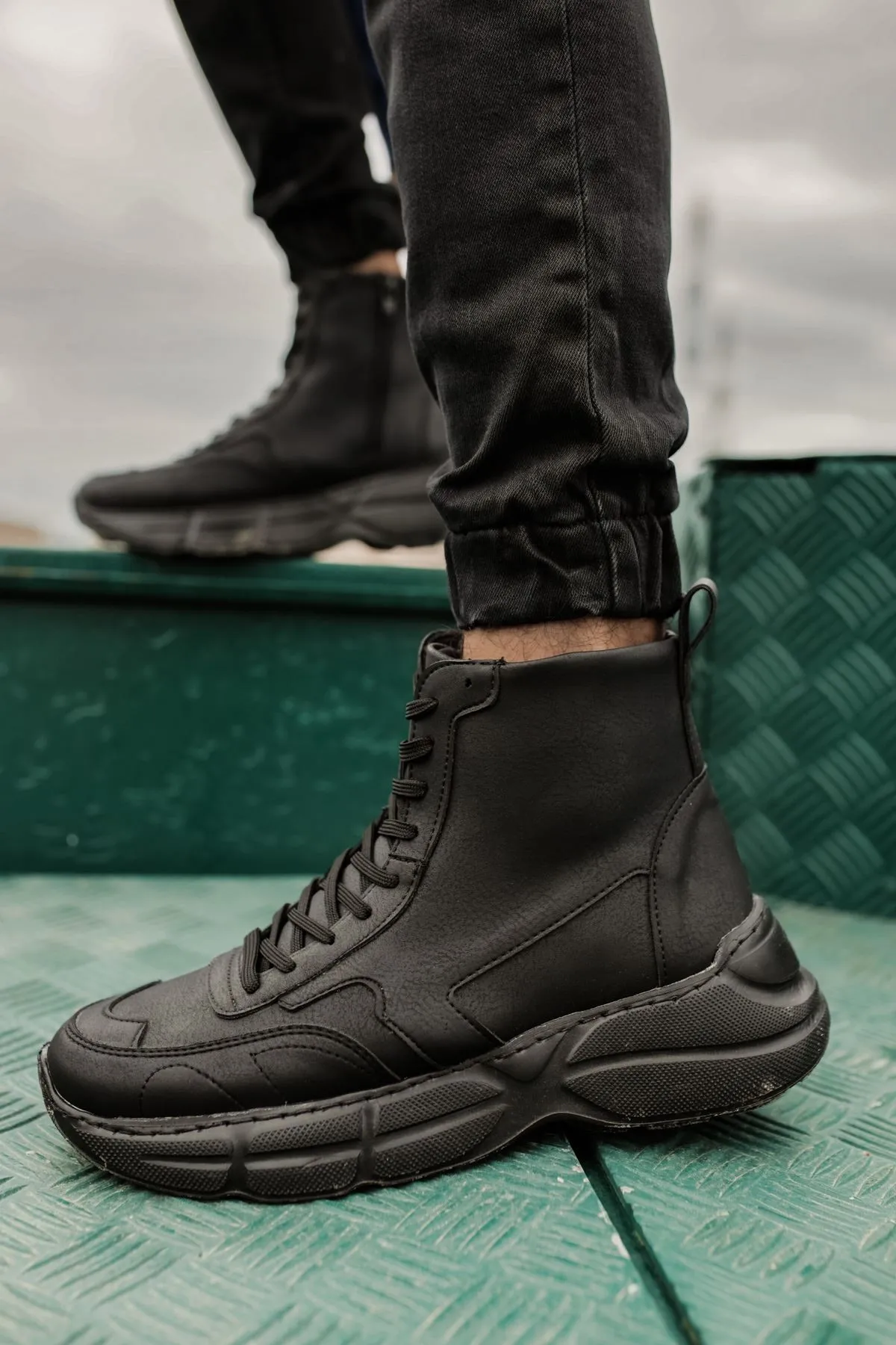 Ch077 - St Erkek Spor Bot Sıyah