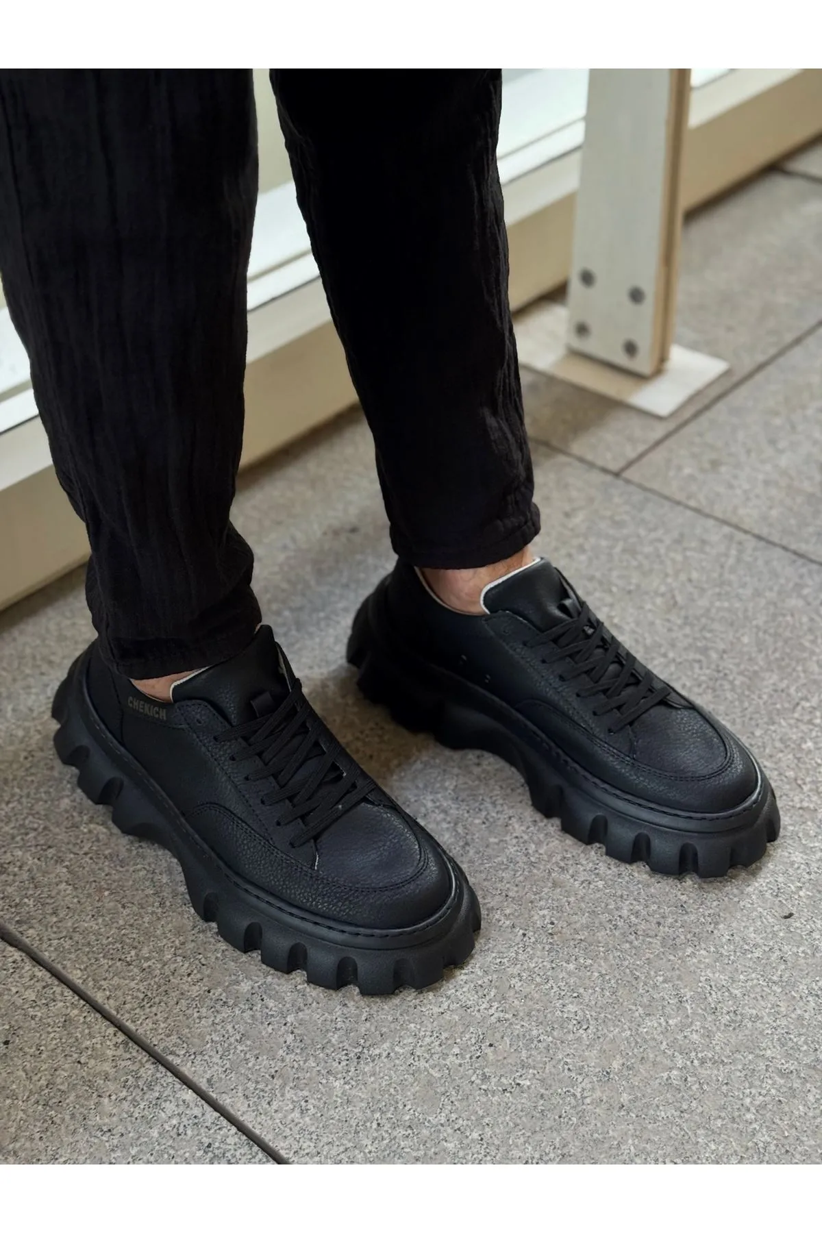 Ch2515 - İpekyol St Sıyah