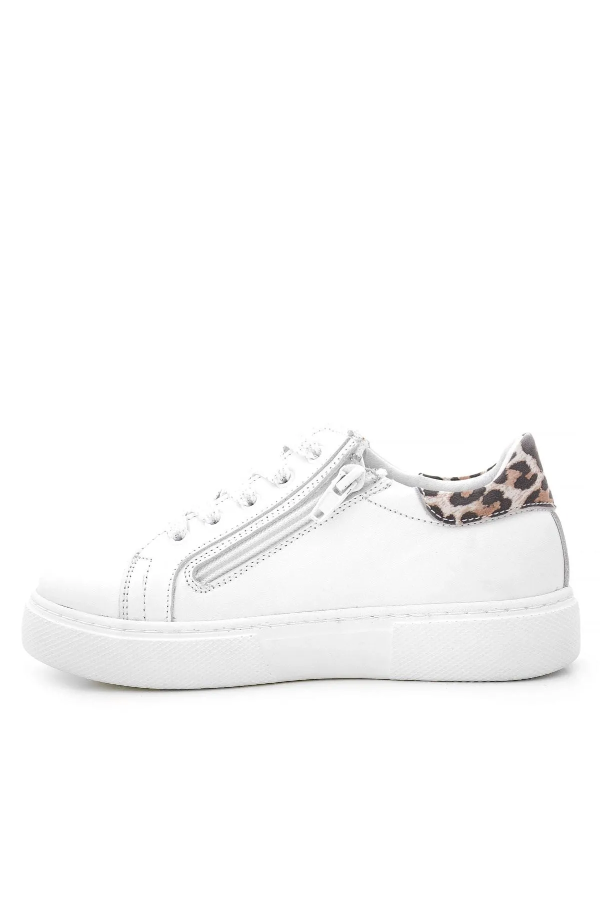 Hakiki Deri Beyaz Bağcıklı Leopar Desenli Kız Çocuk Spor Ayakkabı