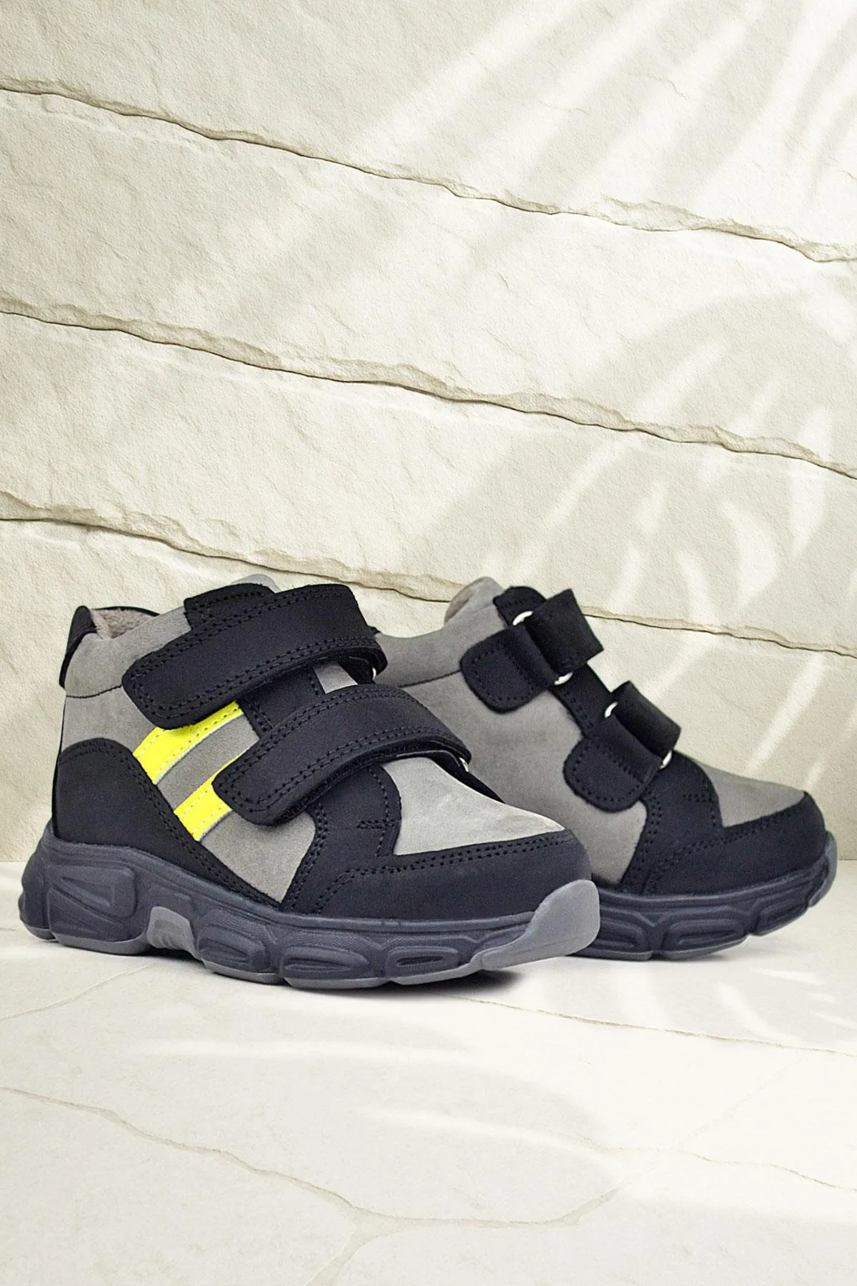 Hakiki Deri Gri Siyah Bebek Spor Bot Ayakkabı