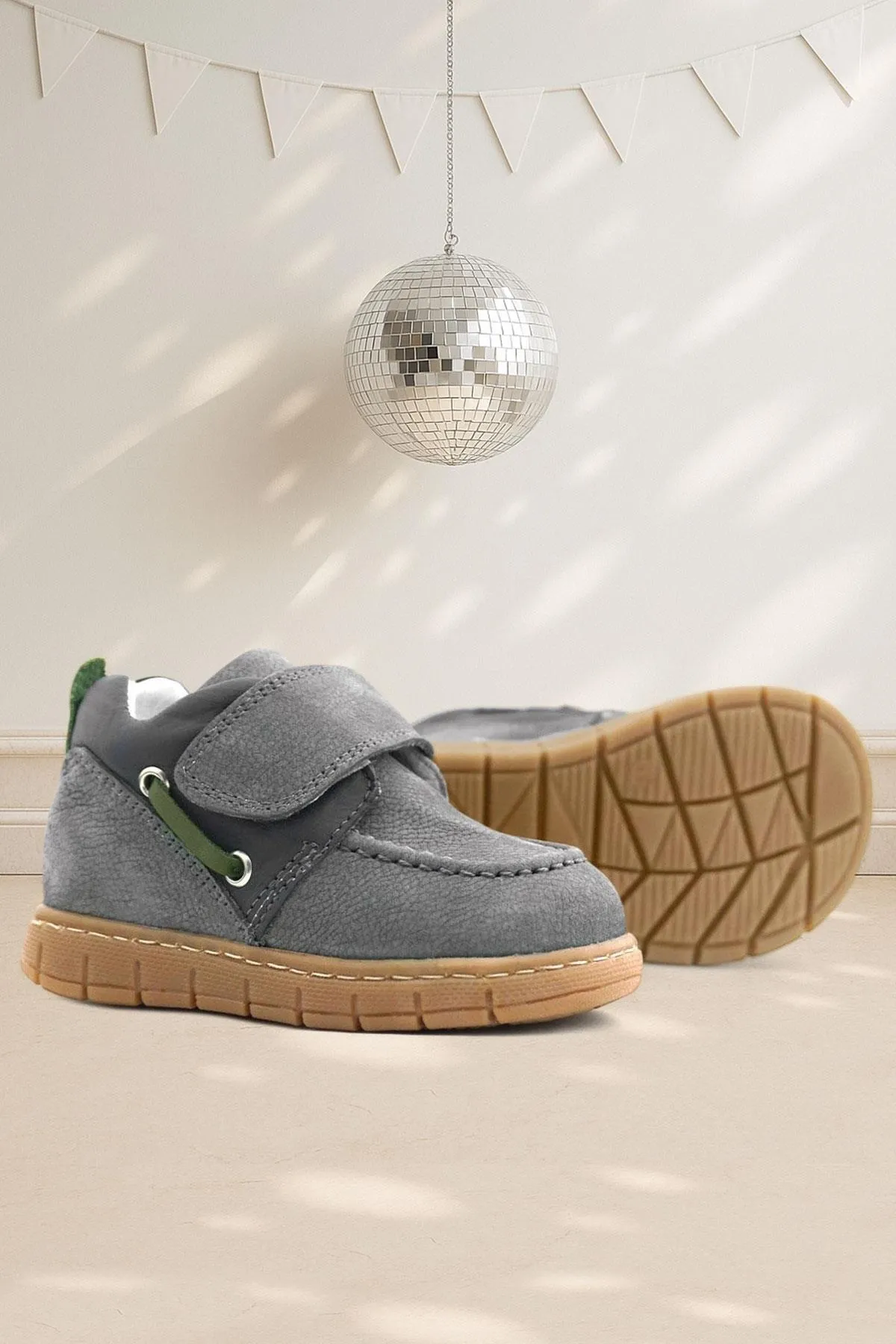 Hakiki Deri Gri Yeşil Cırt Cırtlı Bebek Bot