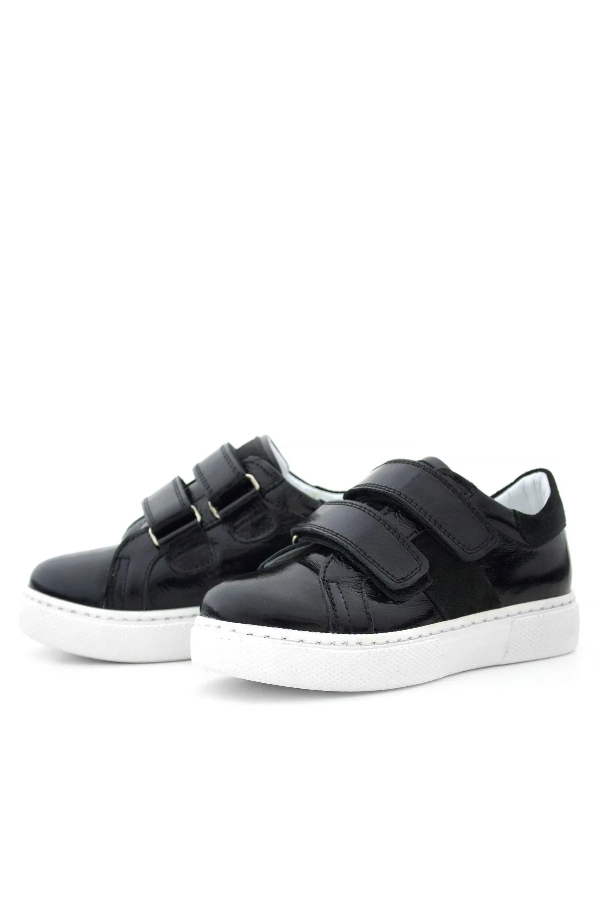 Hakiki Deri Parlak Siyah Cırt Cırtlı Kız Çocuk Spor Ayakkabı