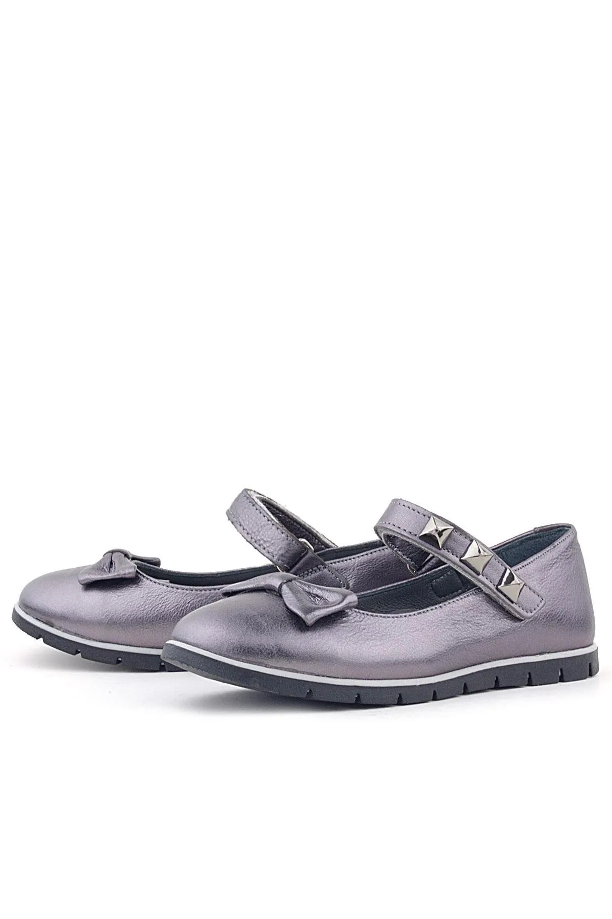 Hakiki Deri Platin Cırtlı Metal Detaylı Kız Çocuk Babet Ayakkabı