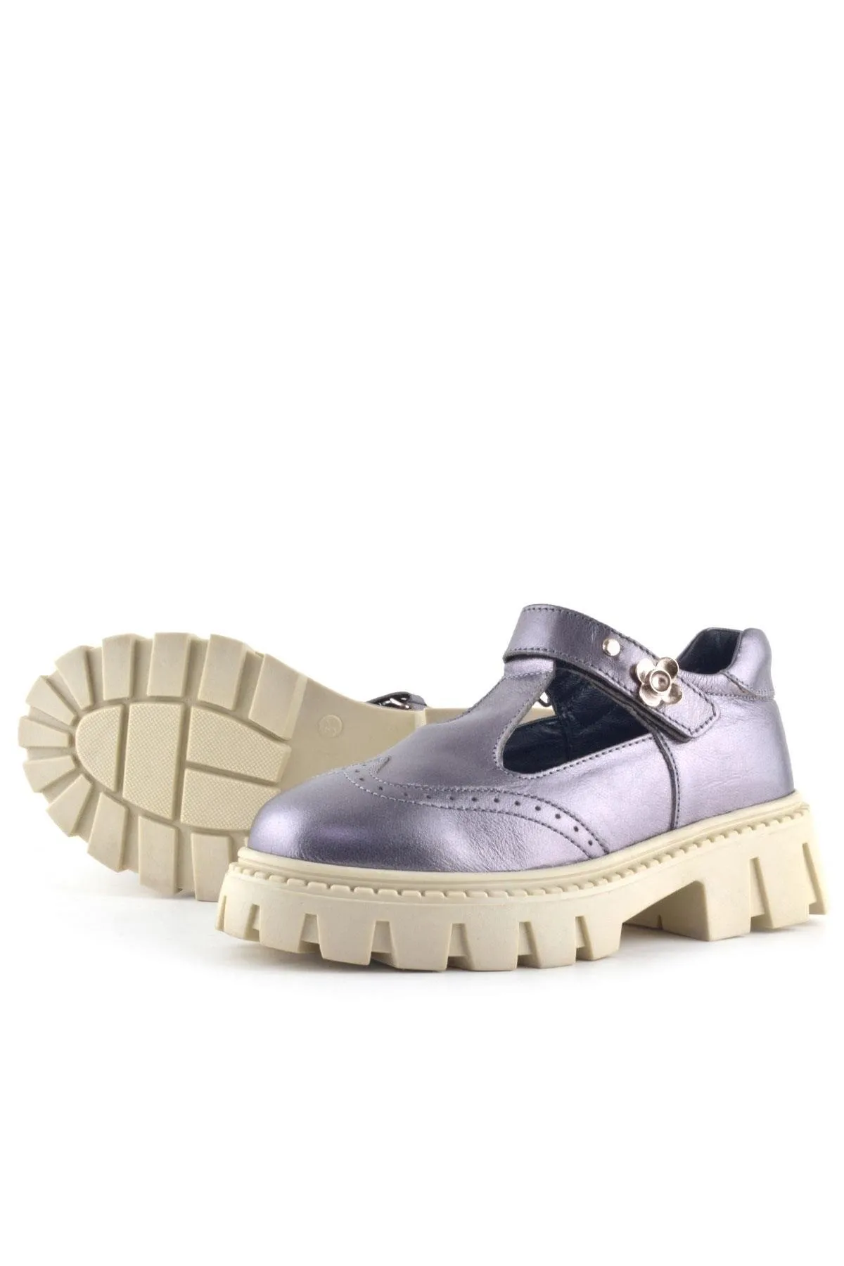 Hakiki Deri Platin Krem Tabanlı Çiçek Detaylı Kız Çocuk Günlük Ayakkabı