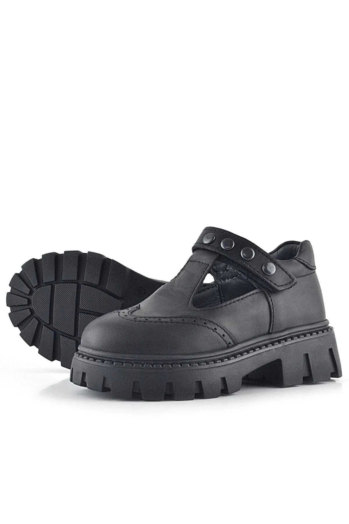 Hakiki Deri Siyah Cırtlı Metal Detaylı Kız Çocuk Günlük Ayakkabı