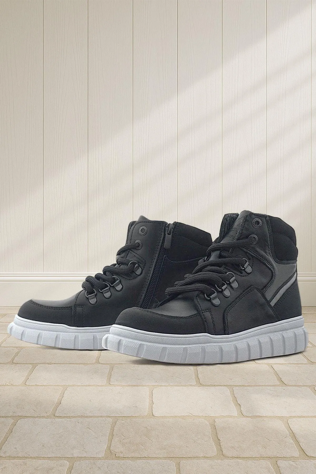 Hakiki Deri Siyah Gri Fermuarlı Erkek Çocuk Bot