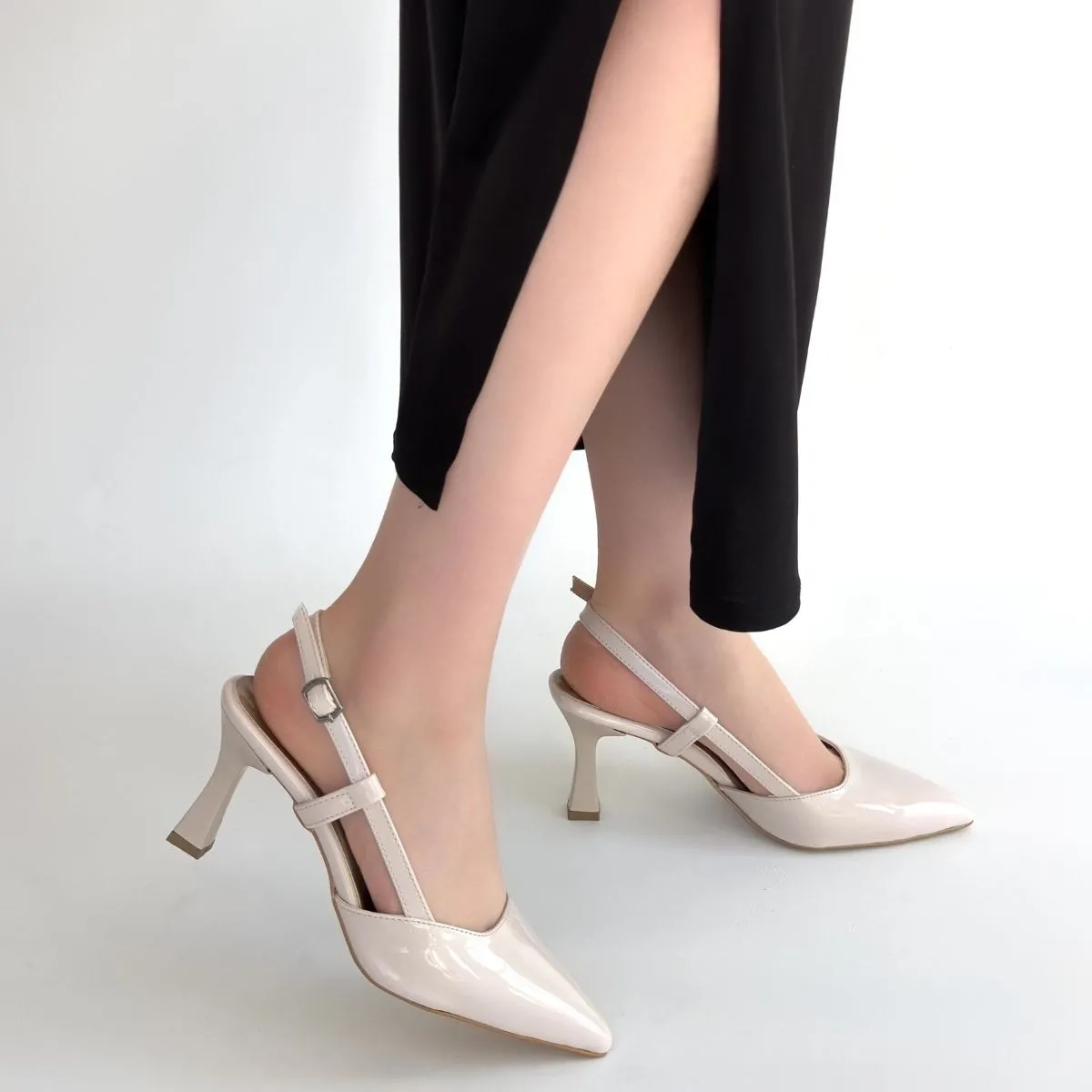 Hoost Bej Rugan Topuklu Ayakkabı