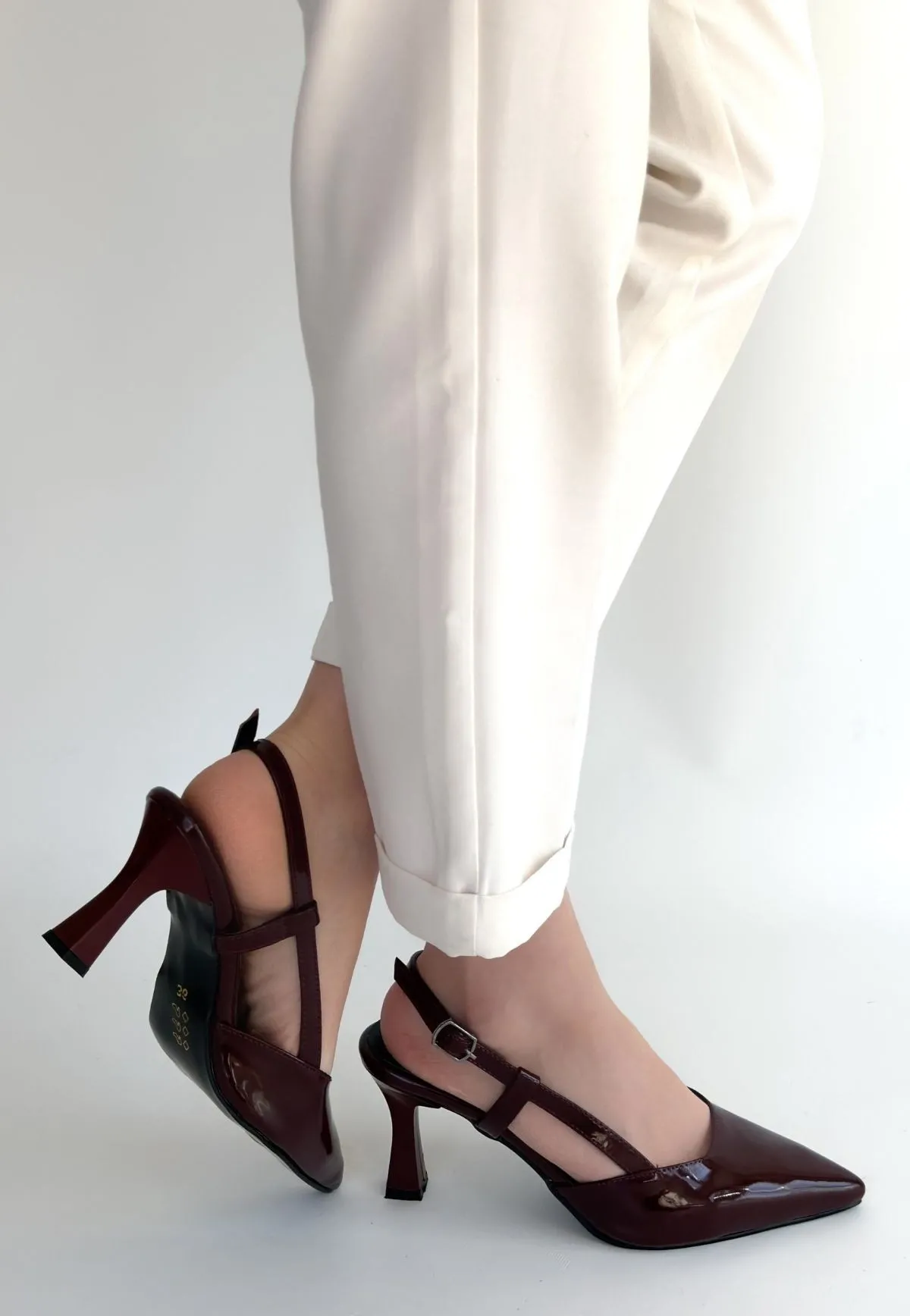 Hoost Bordo Rugan Topuklu Ayakkabı